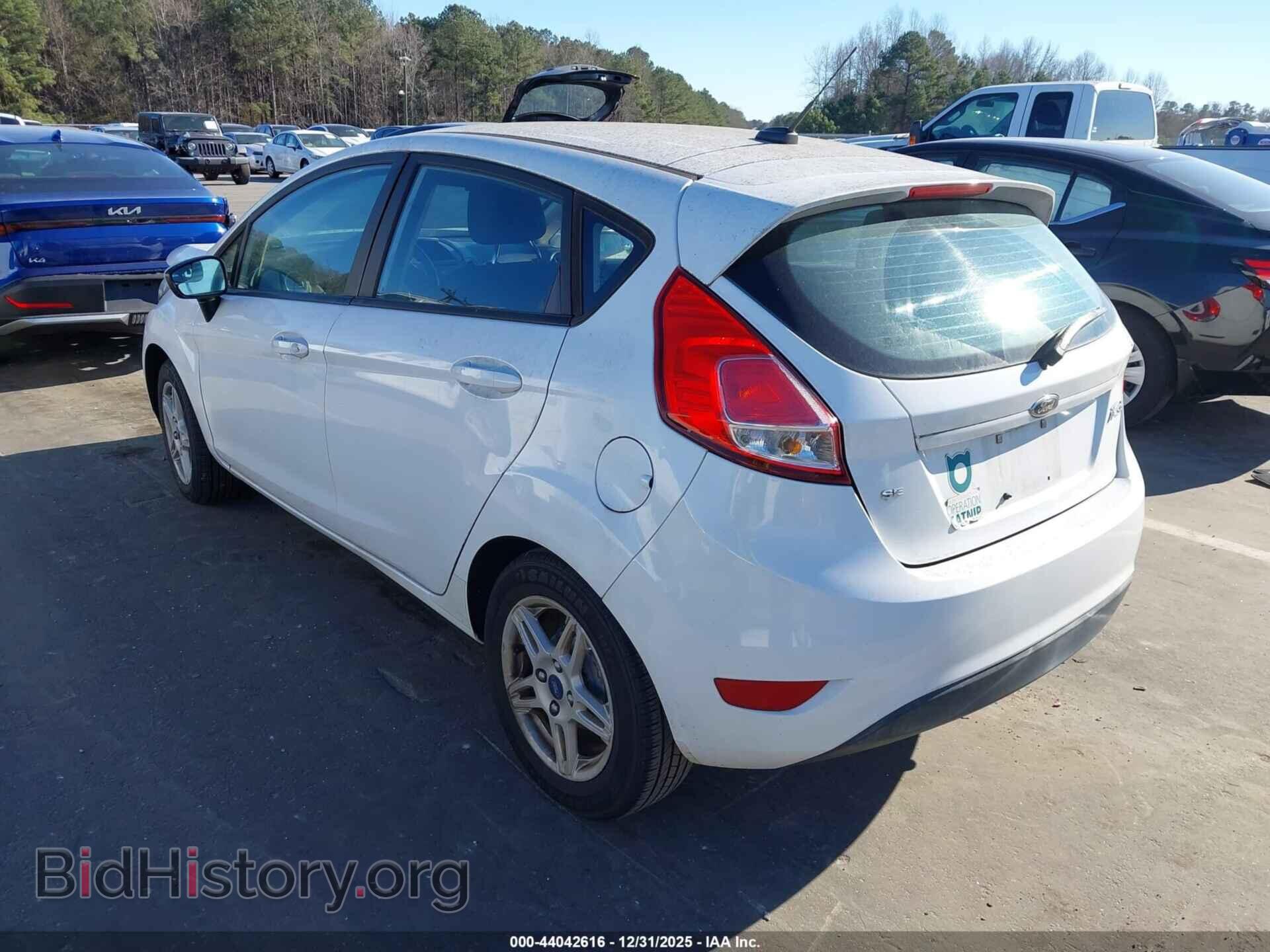 2017 FORD FIESTA - VIN: 3FADP4EJ3HM110609 - Фото 3