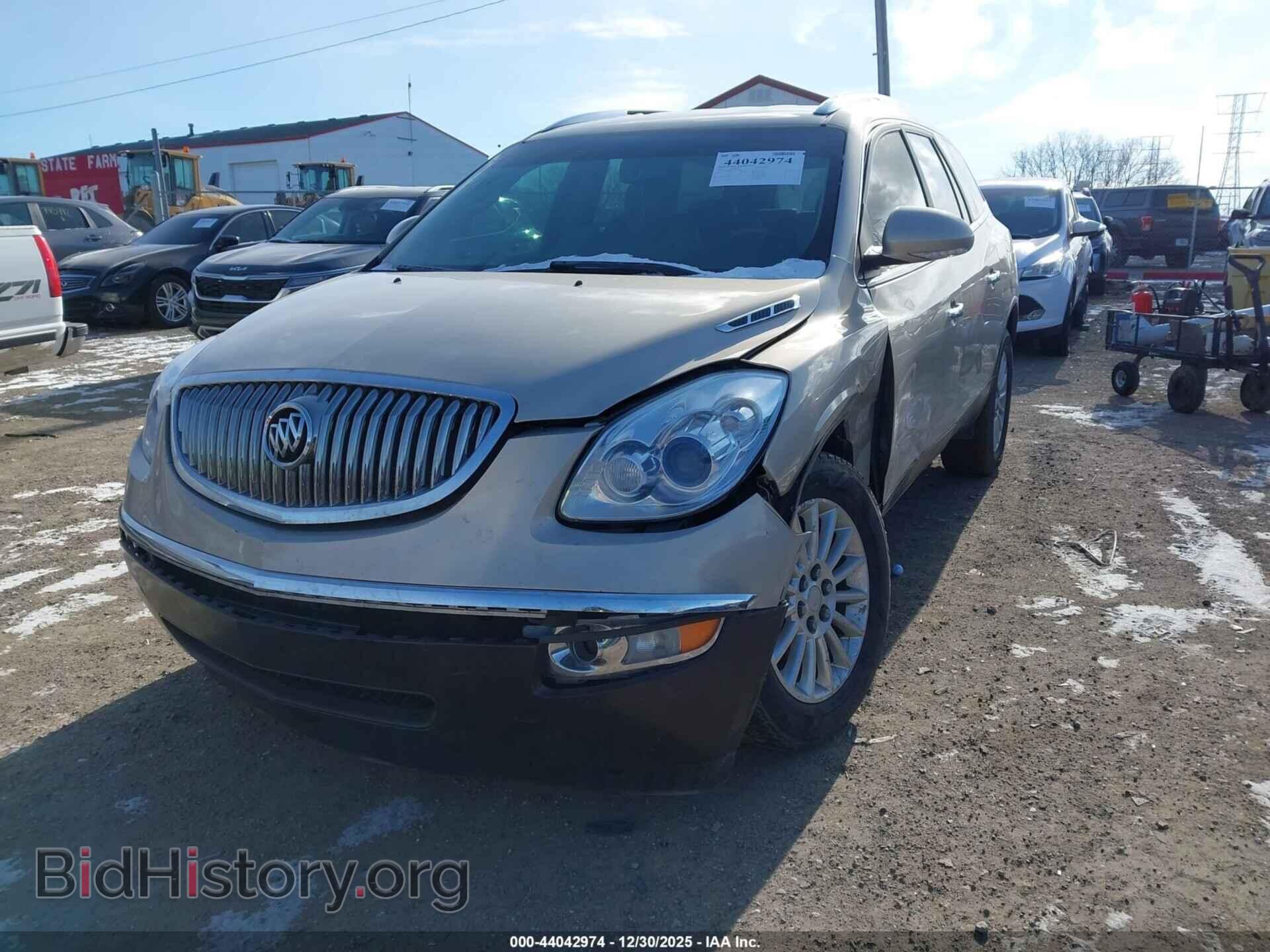 2011 BUICK ENCLAVE - VIN: 5GAKRBED2BJ310686 - Фото 2