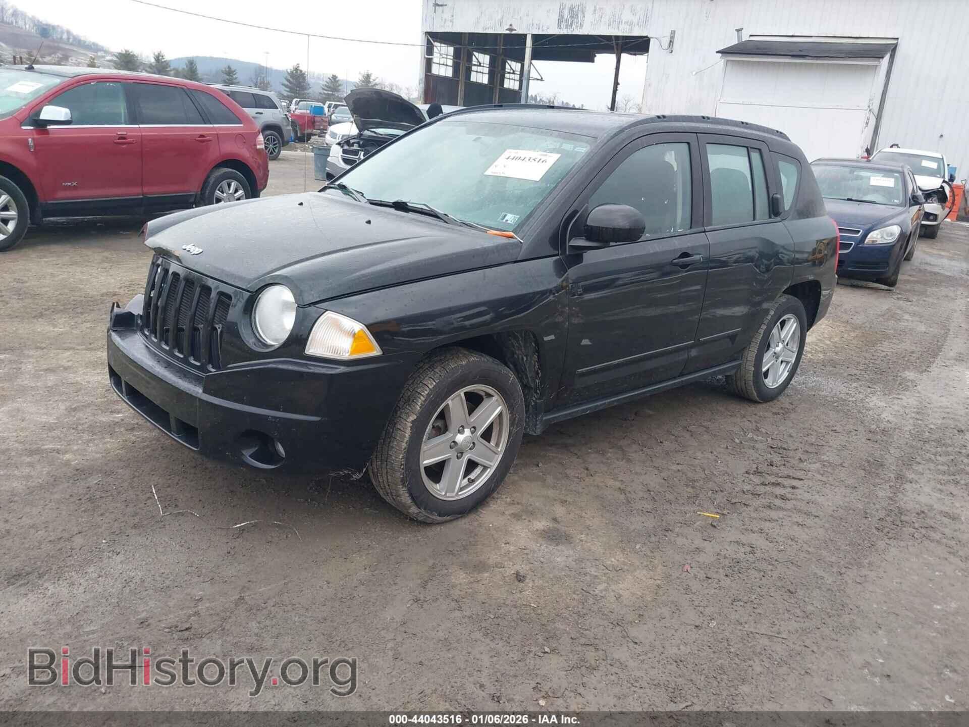 2010 JEEP COMPASS - VIN: 1J4NF4FB9AD592944 - Фото 2