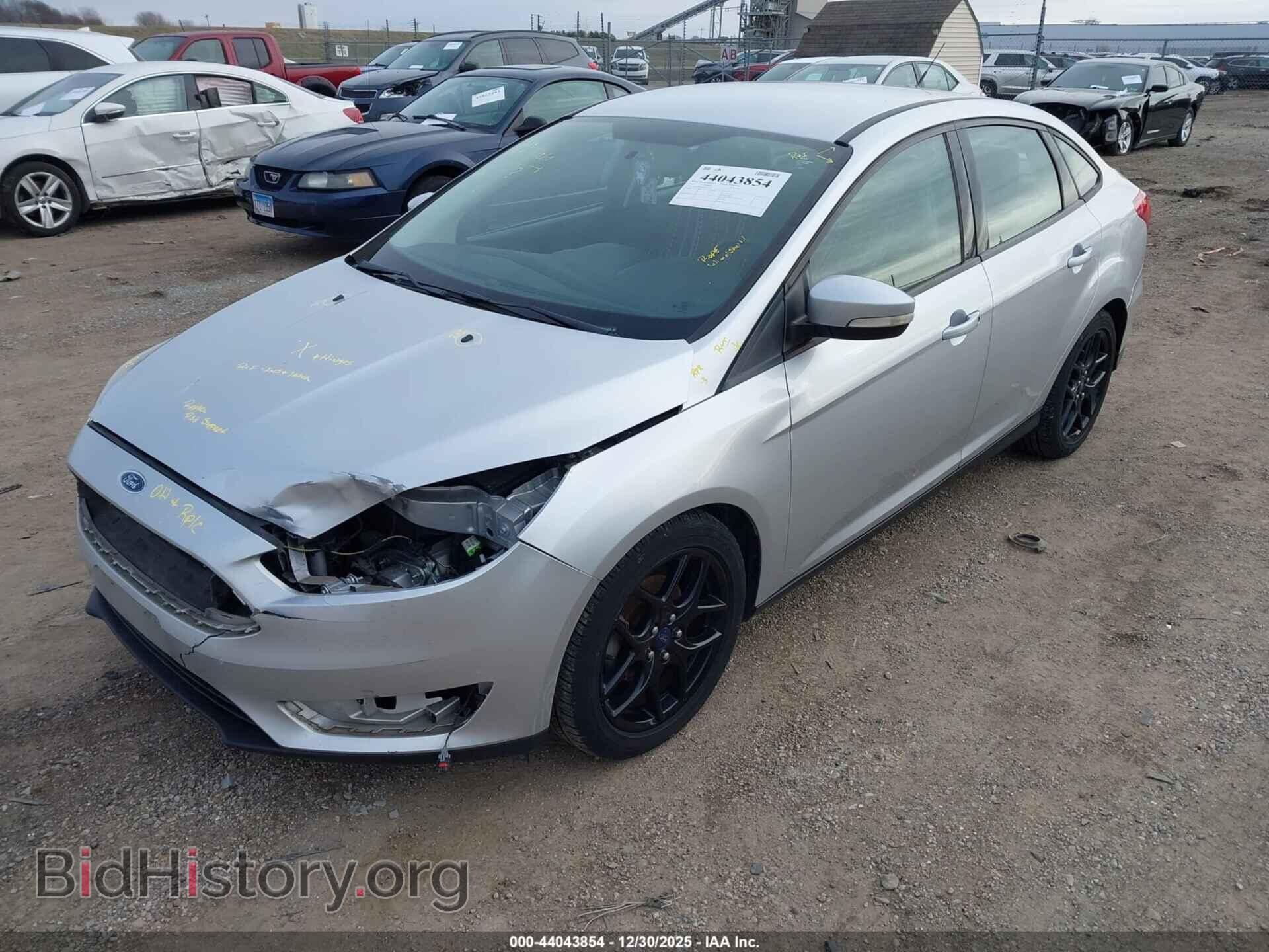 2016 FORD FOCUS - VIN: 1FADP3F2XGL211910 - Фото 2