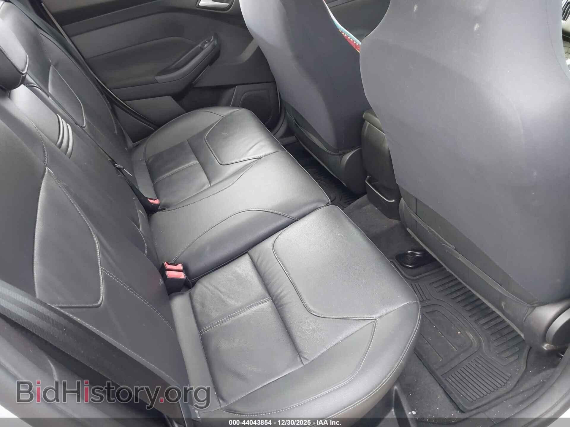 2016 FORD FOCUS - VIN: 1FADP3F2XGL211910 - Фото 8