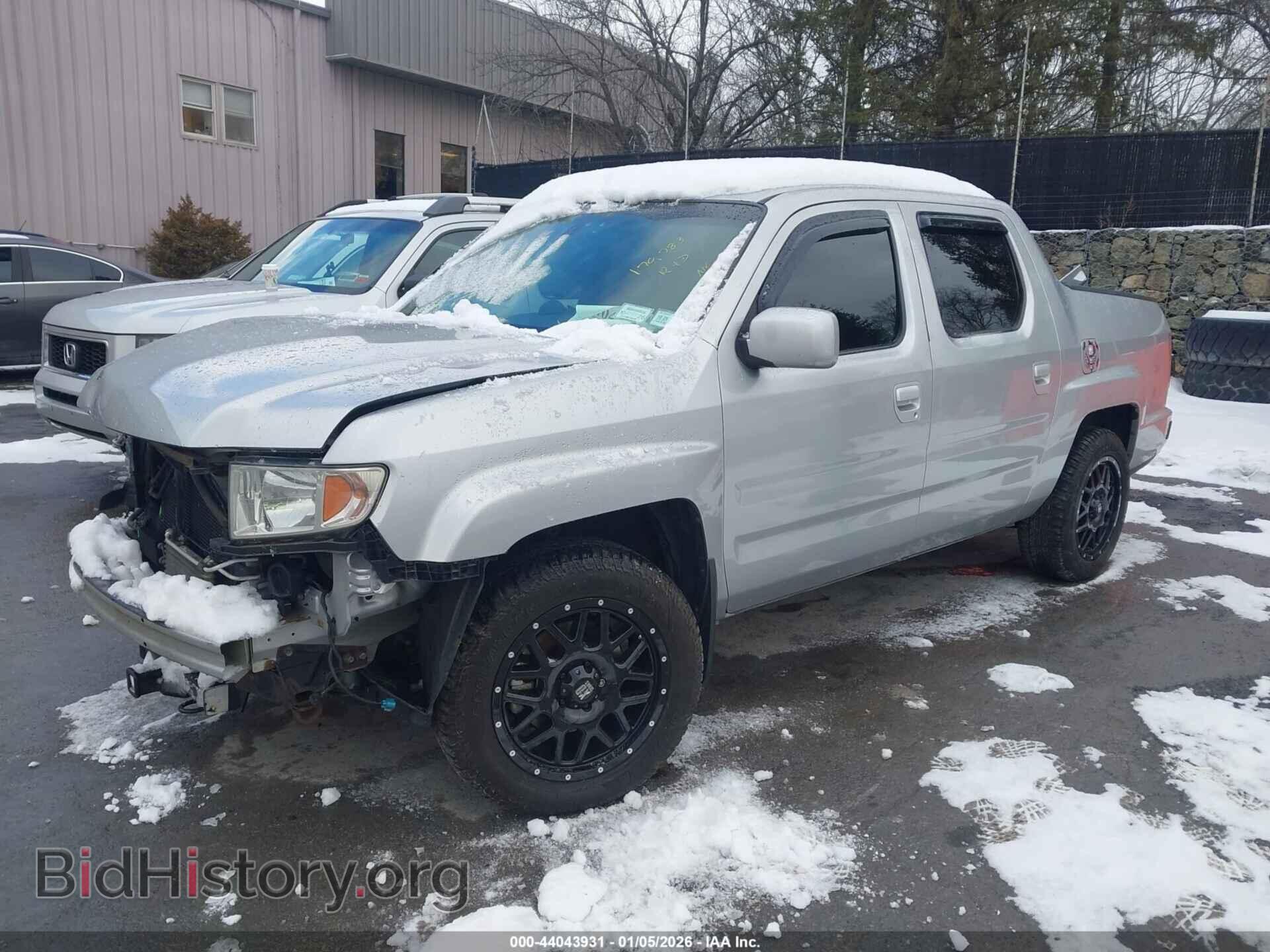 2011 HONDA RIDGELINE - VIN: 5FPYK1F51BB001174 - Photo 2