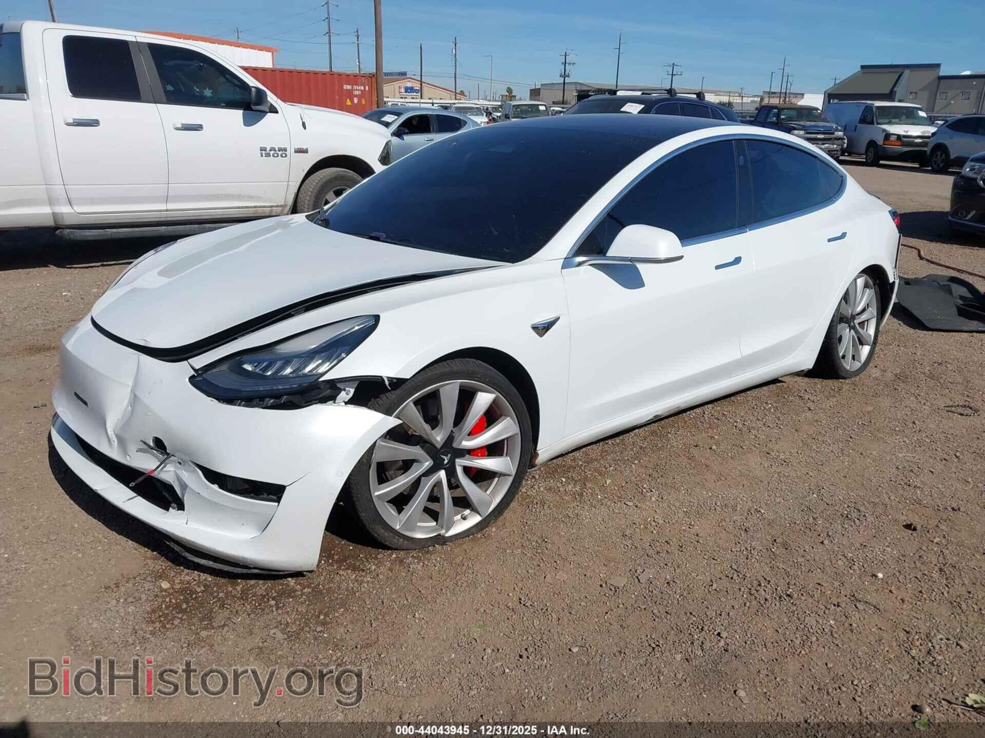 2018 TESLA MODEL 3 - VIN: 5YJ3E1EB0JF106532 - Photo 2