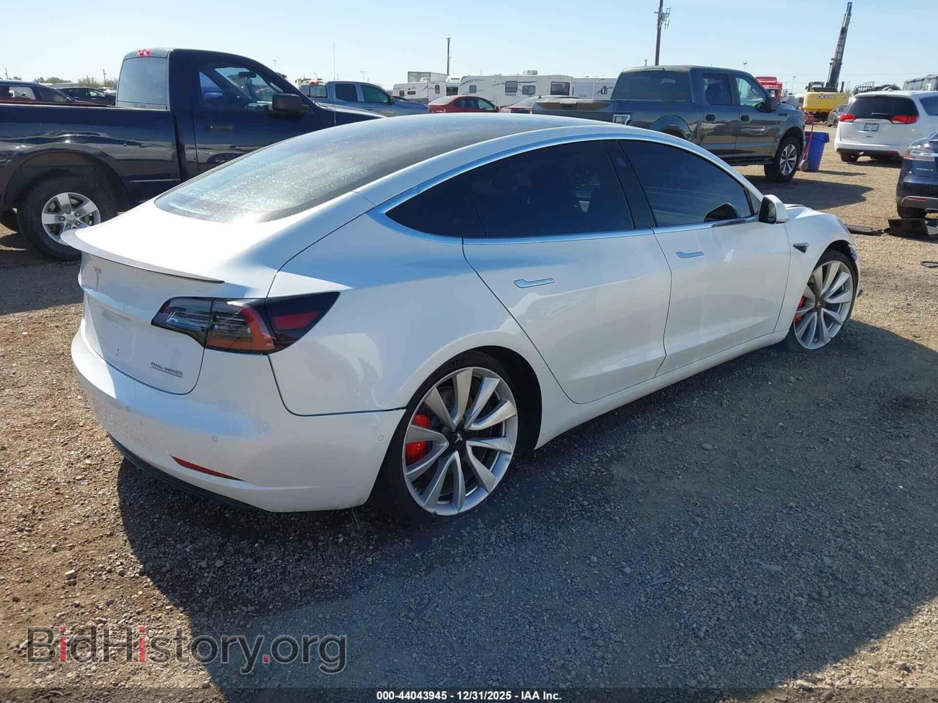 2018 TESLA MODEL 3 - VIN: 5YJ3E1EB0JF106532 - Photo 4