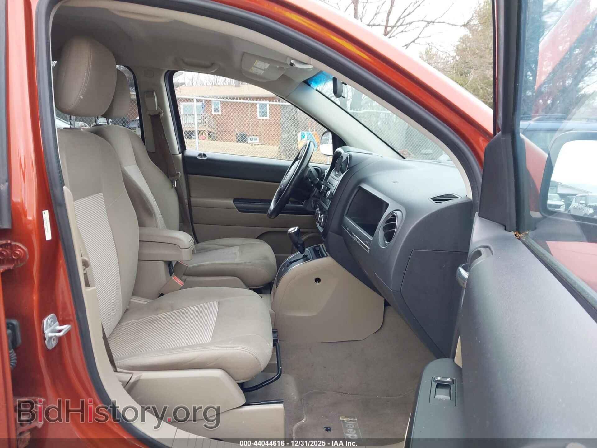2012 JEEP COMPASS - VIN: 1C4NJDEB3CD599817 - Photo 5