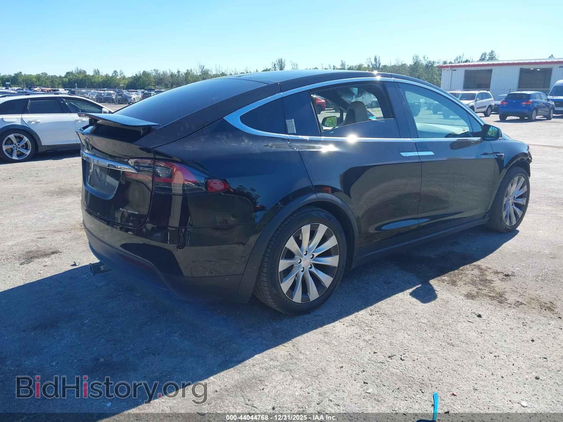 2019 TESLA MODEL X - VIN: 5YJXCAE21KF187131 - Фото 4