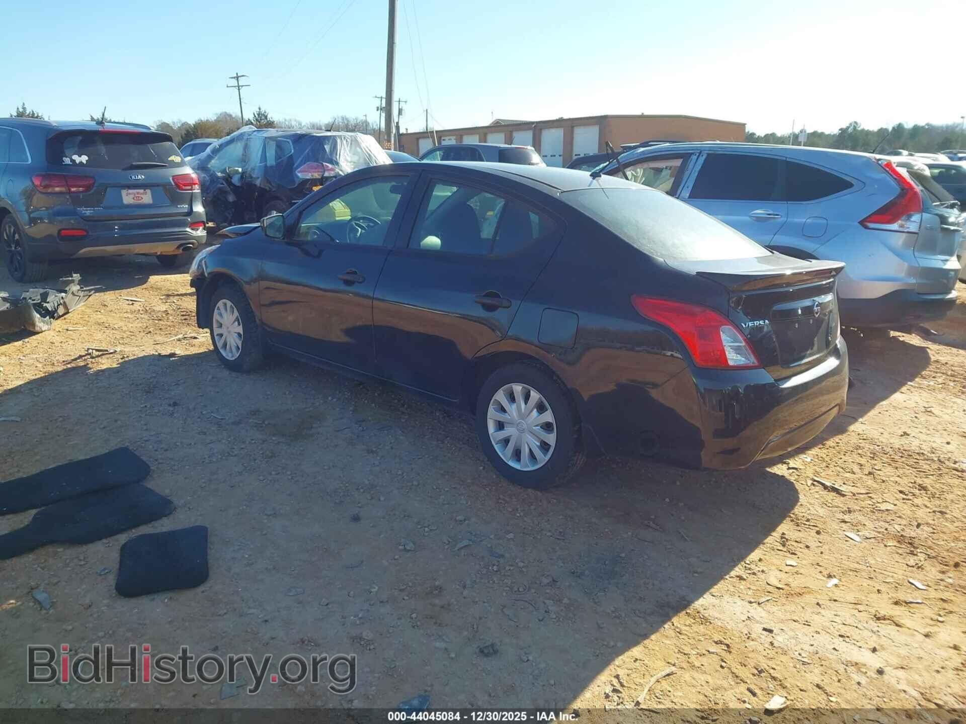 2016 NISSAN VERSA - VIN: 3N1CN7AP1GL906807 - Фото 3