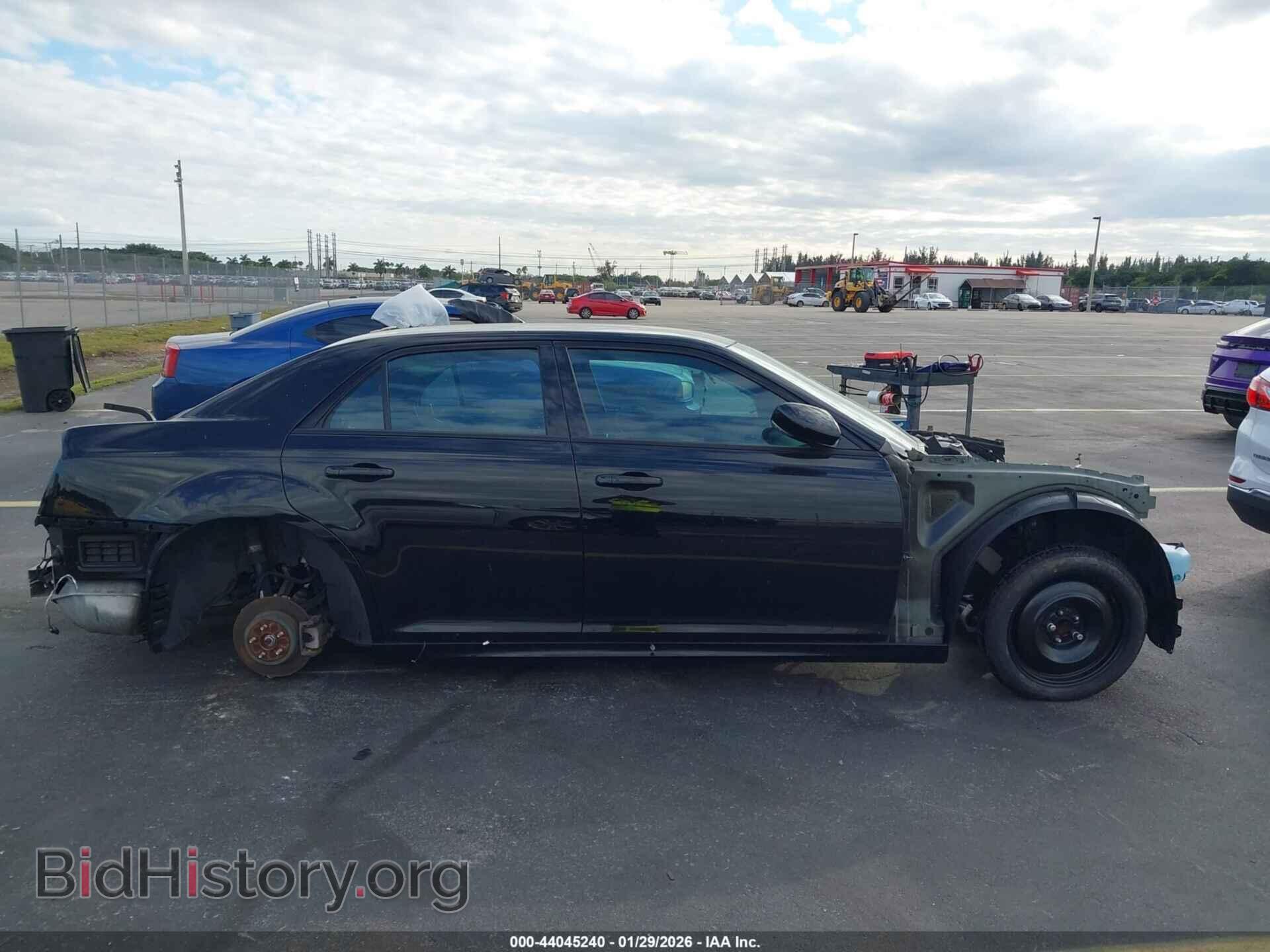 2021 CHRYSLER 300 - VIN: 2C3CCABG6MH506202 - Фото 12