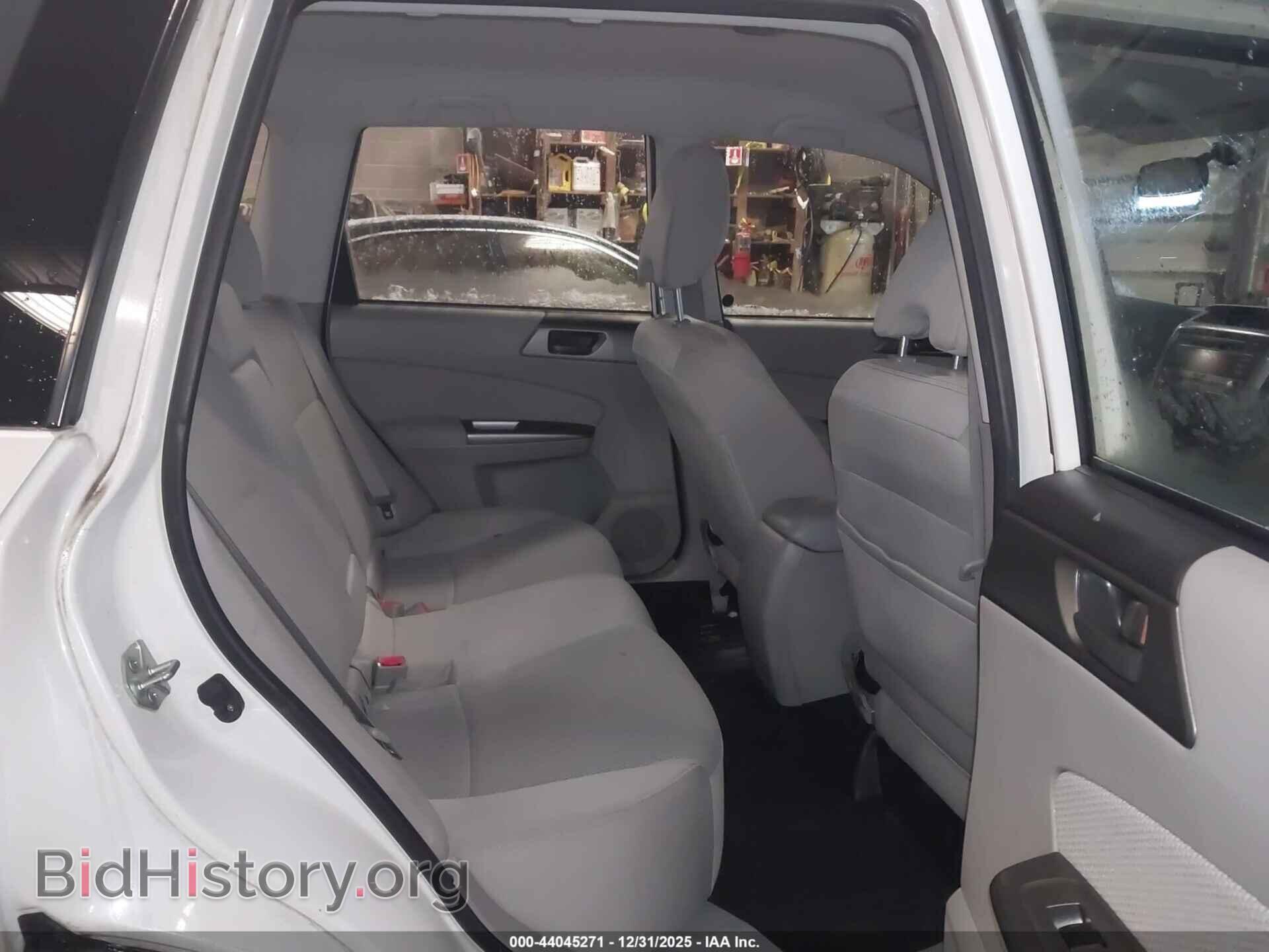 2011 SUBARU FORESTER - VIN: JF2SHBBC9BH719967 - Фото 8