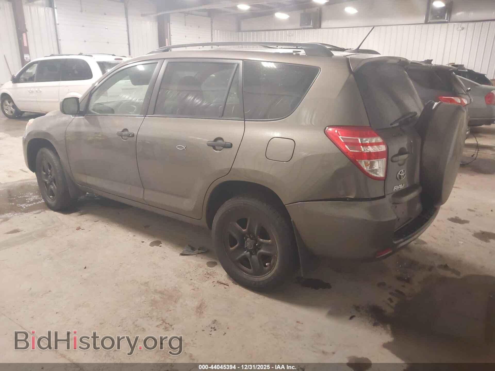 2011 TOYOTA RAV4 - VIN: 2T3BF4DV4BW117647 - Фото 3