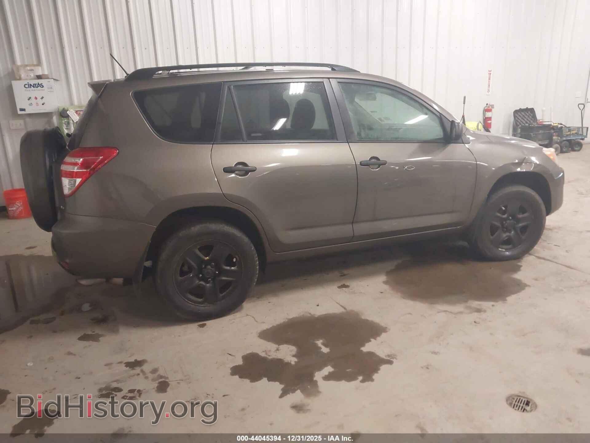 2011 TOYOTA RAV4 - VIN: 2T3BF4DV4BW117647 - Фото 4