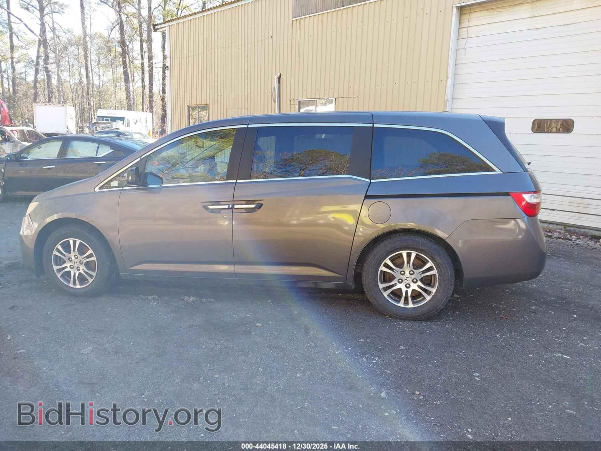 2011 HONDA ODYSSEY - VIN: 5FNRL5H61BB071944 - Фото 14