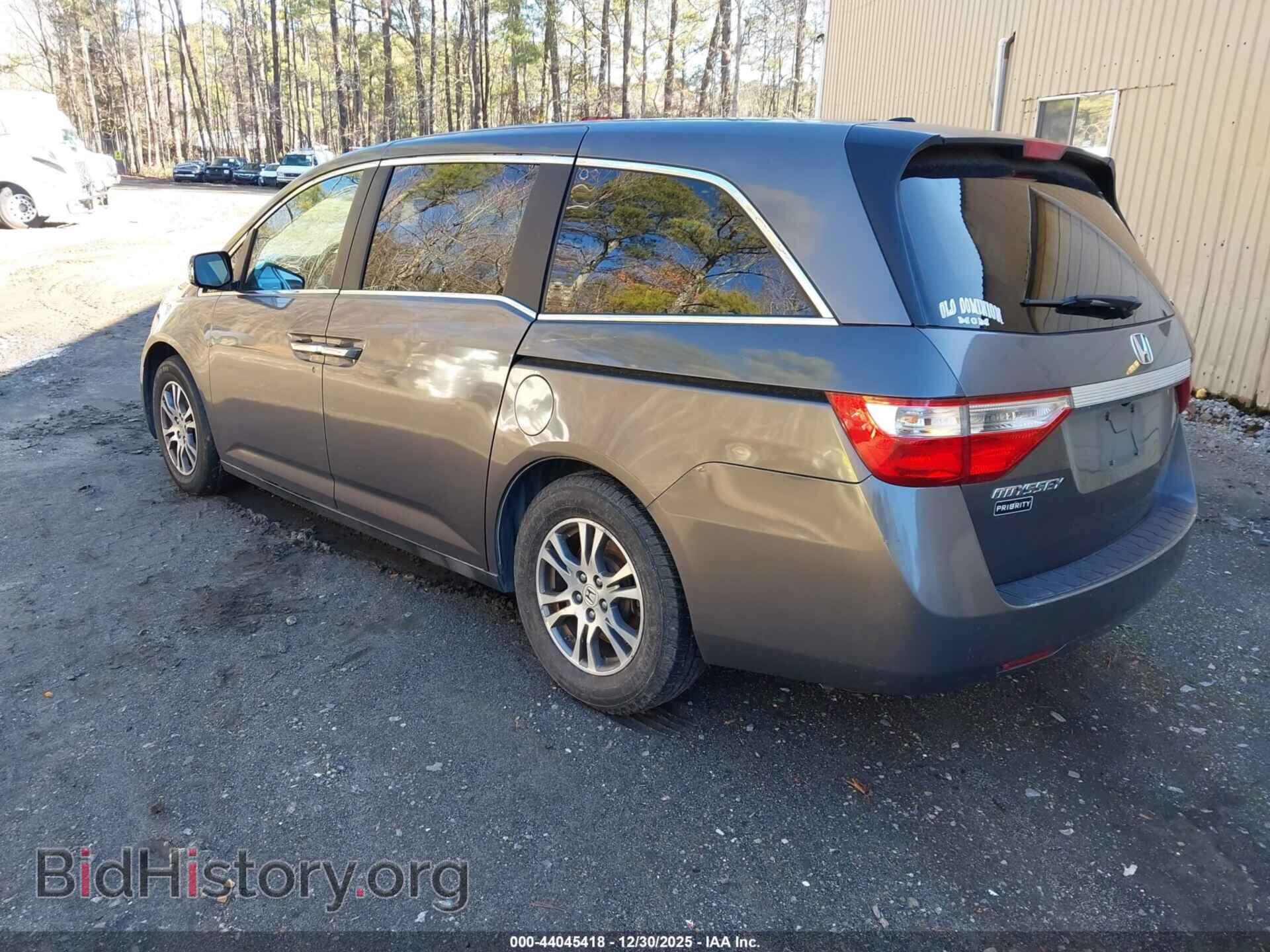 2011 HONDA ODYSSEY - VIN: 5FNRL5H61BB071944 - Фото 3