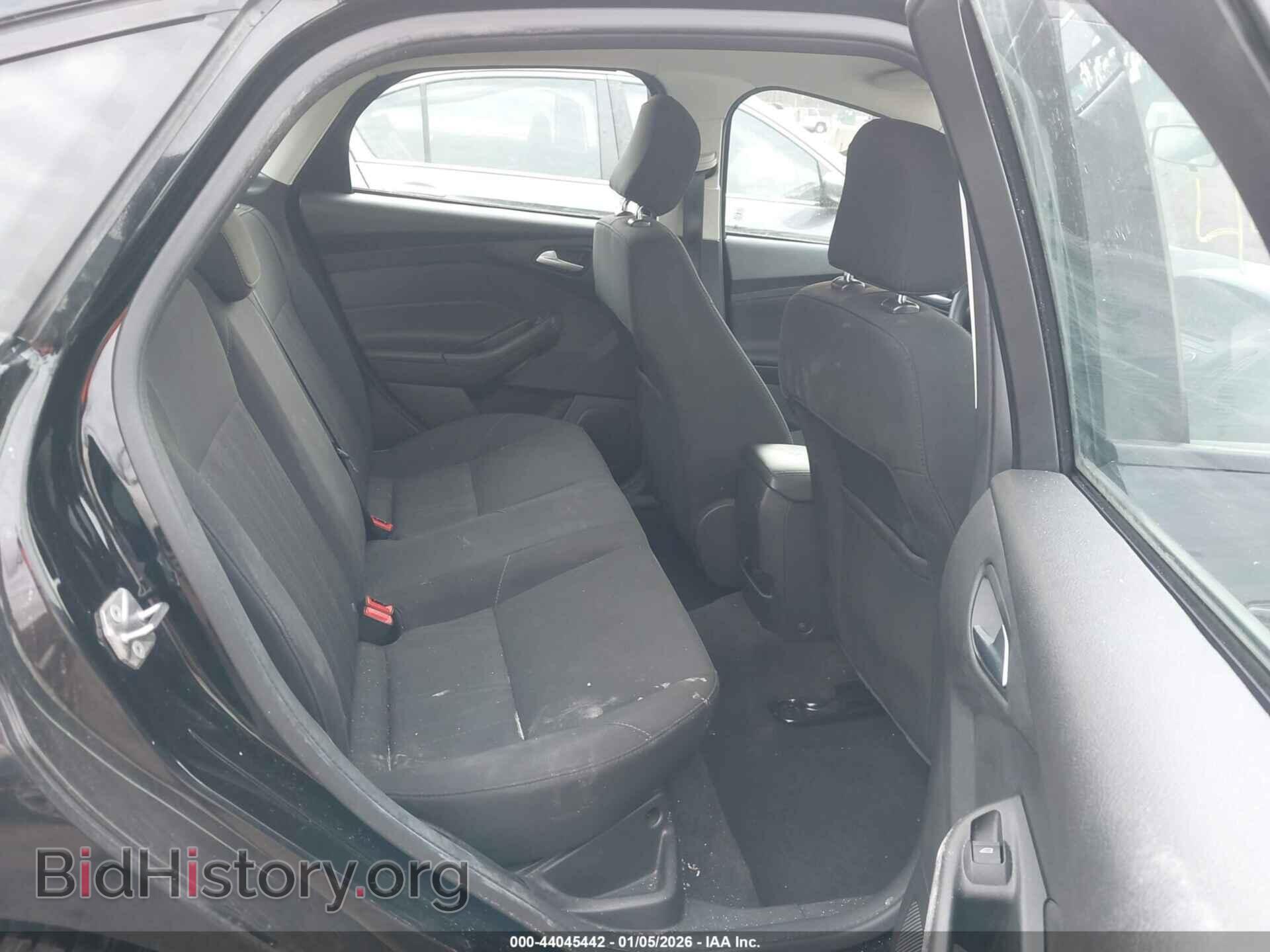 2017 FORD FOCUS - VIN: 1FADP3F23HL325006 - Photo 8