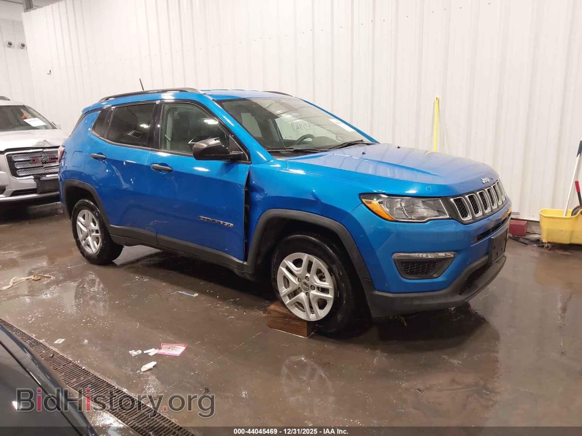 Фотография 3C4NJCAB5JT286081 - JEEP COMPASS 2018