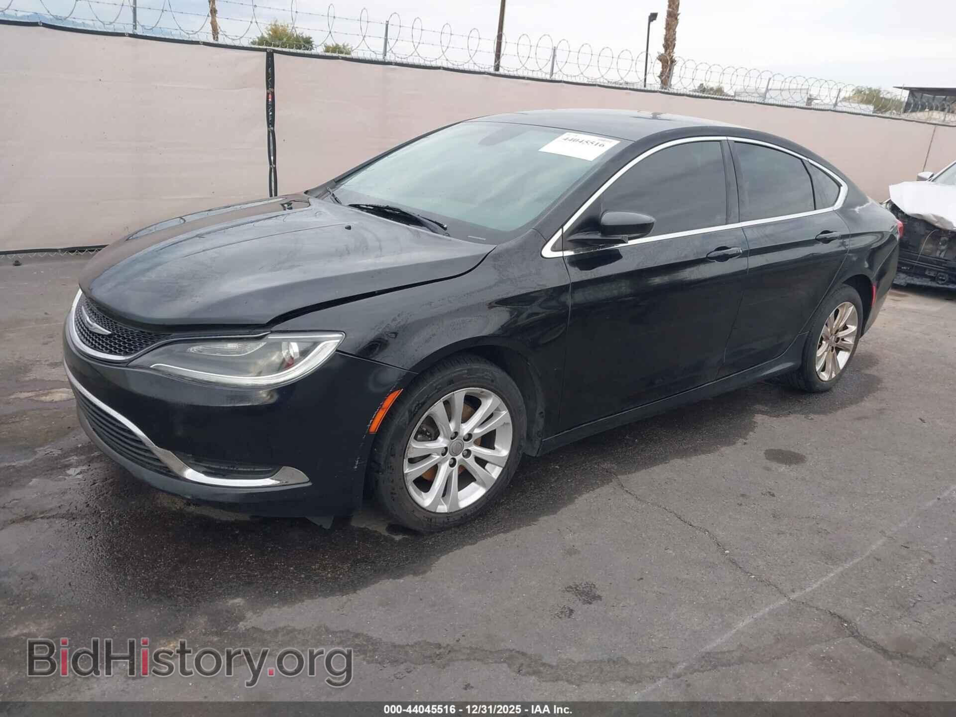 2016 CHRYSLER 200 - VIN: 1C3CCCAB8GN106512 - Фото 2