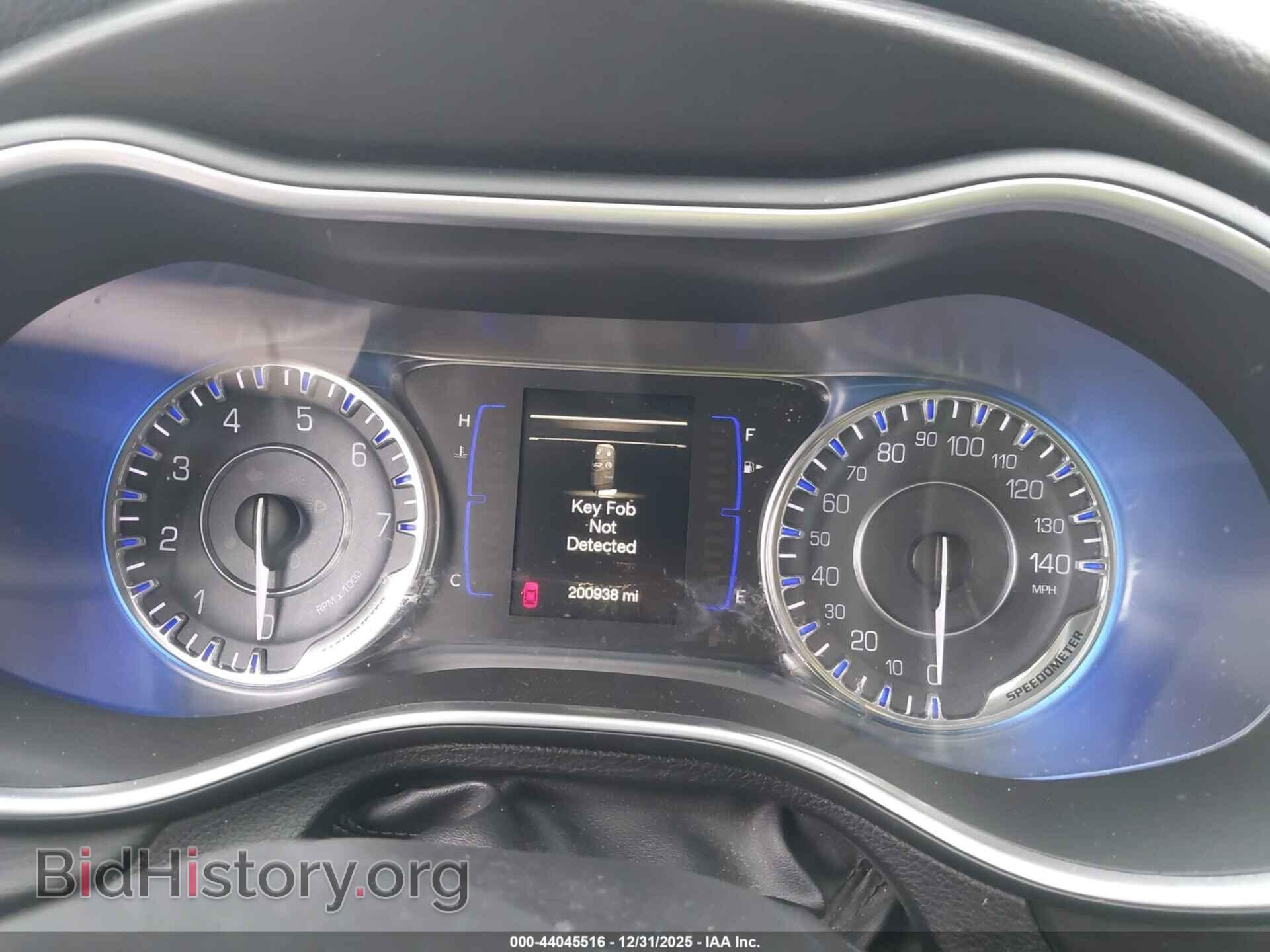 2016 CHRYSLER 200 - VIN: 1C3CCCAB8GN106512 - Фото 7