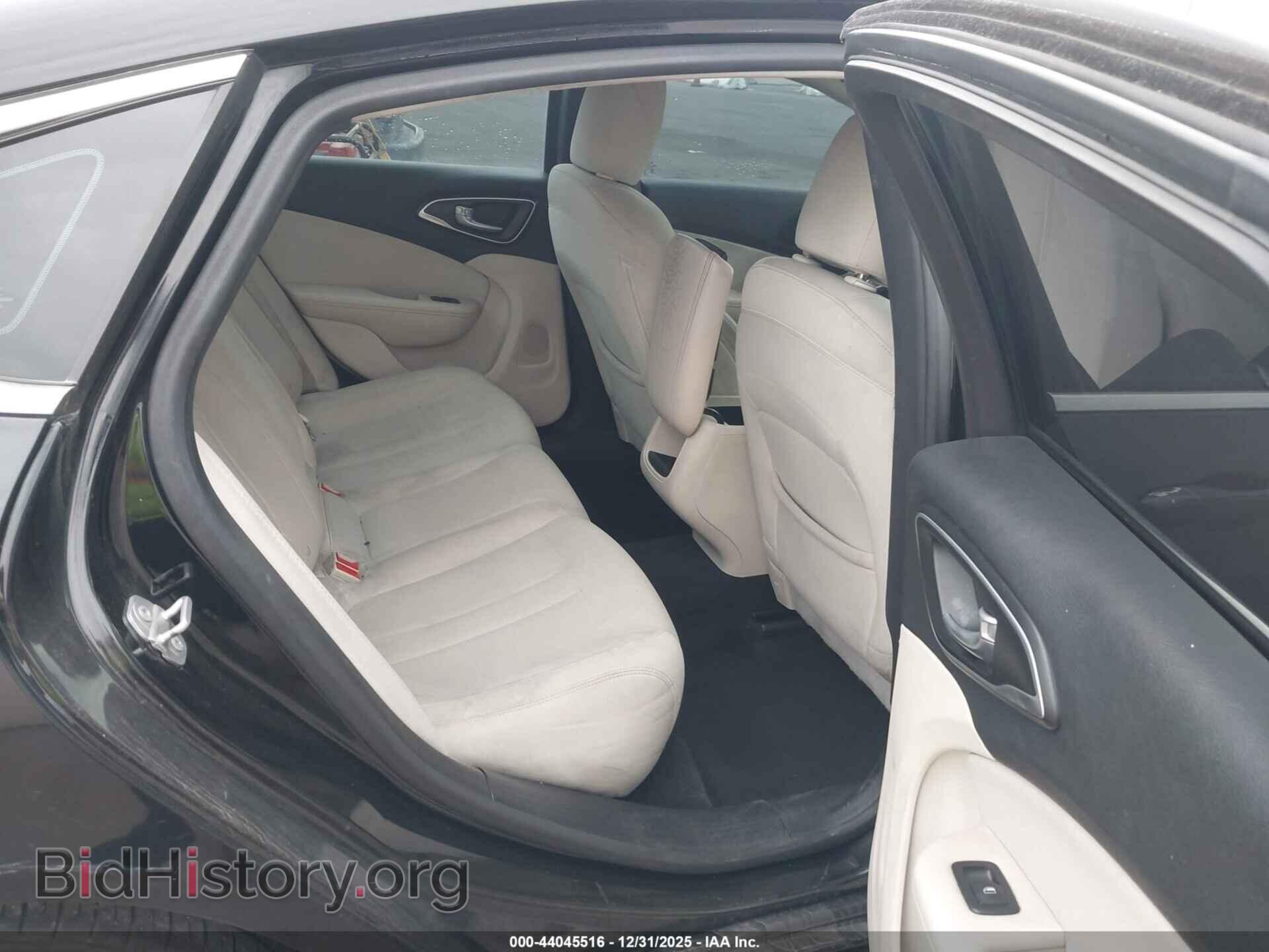 2016 CHRYSLER 200 - VIN: 1C3CCCAB8GN106512 - Фото 8