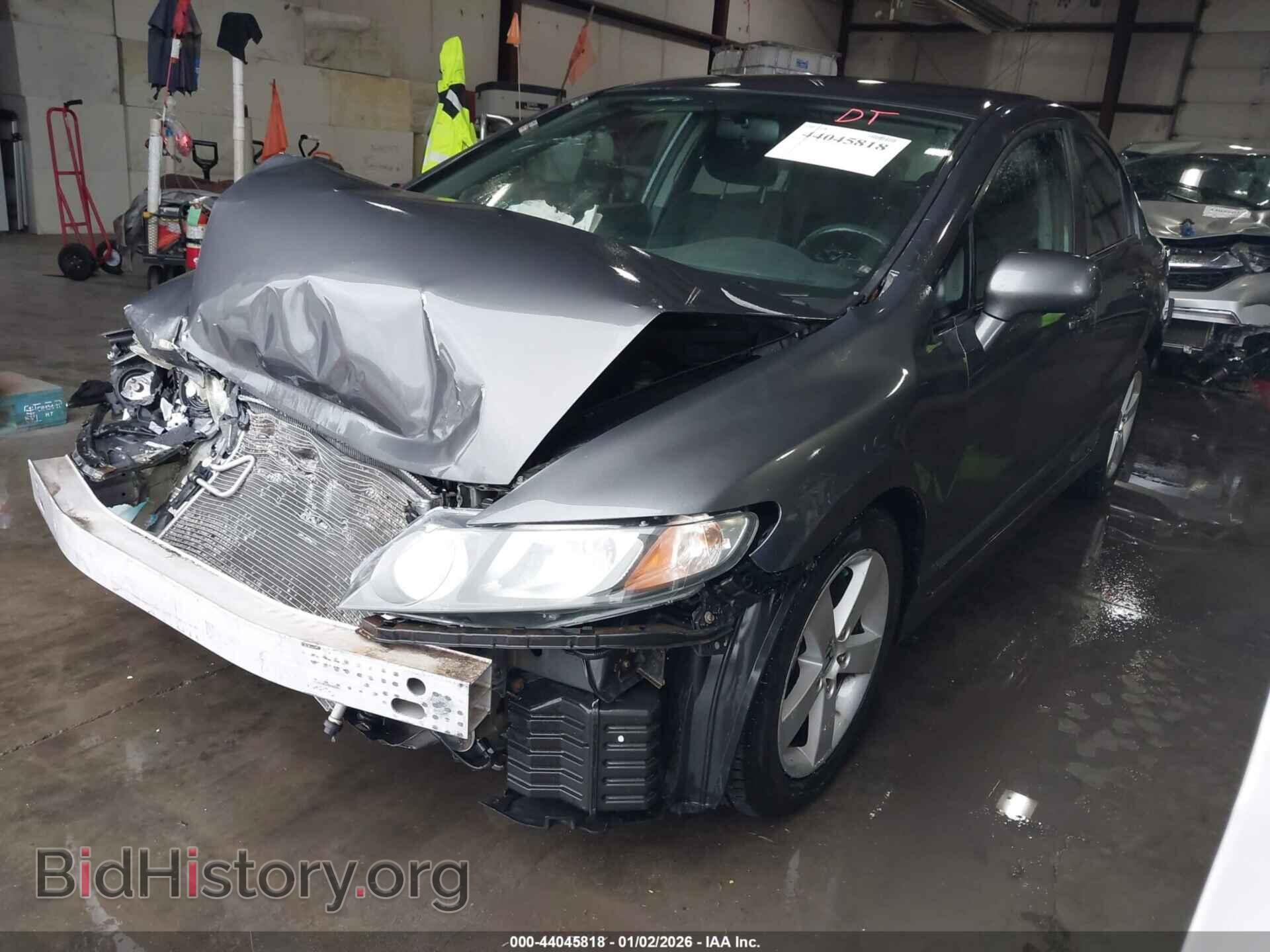 2011 HONDA CIVIC - VIN: 2HGFA1F68BH522951 - Фото 2