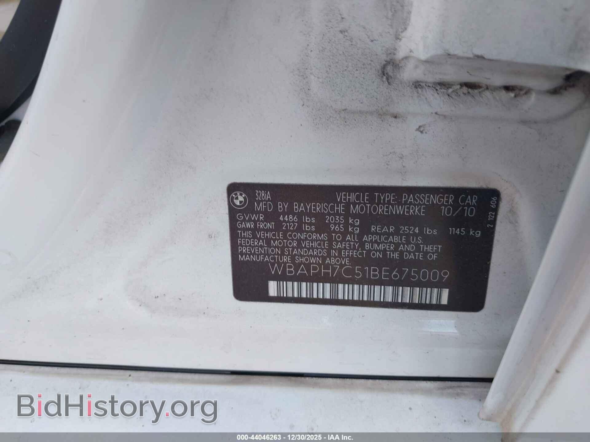 2011 BMW 328I - VIN: WBAPH7C51BE675009 - Photo 9
