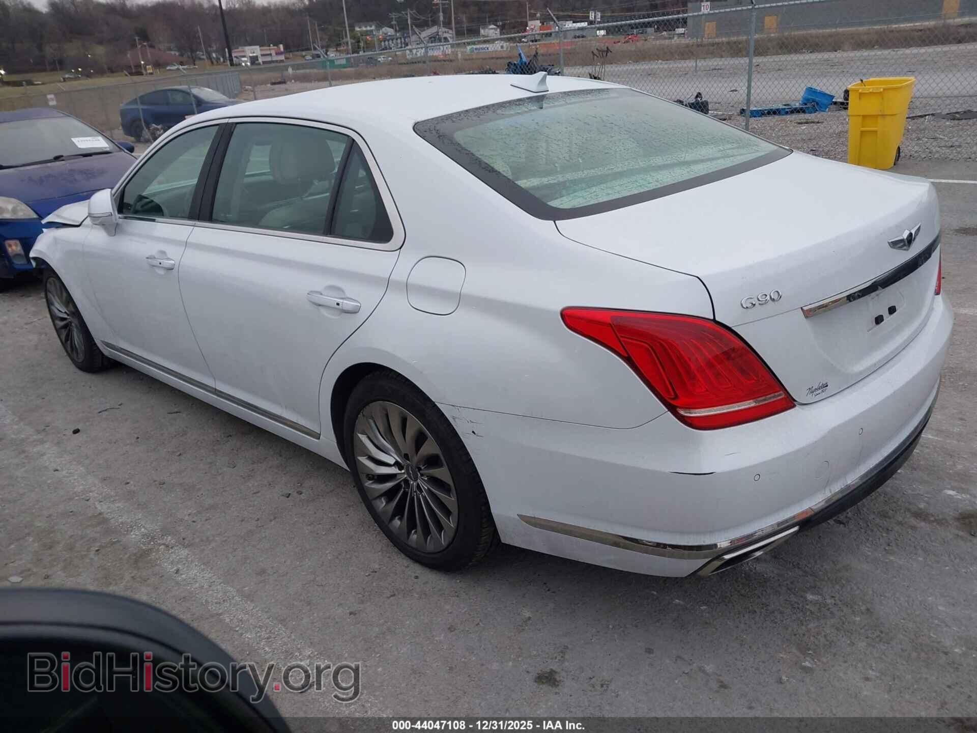 2017 GENESIS G90 - VIN: KMHG34JA7HU022923 - Фото 3