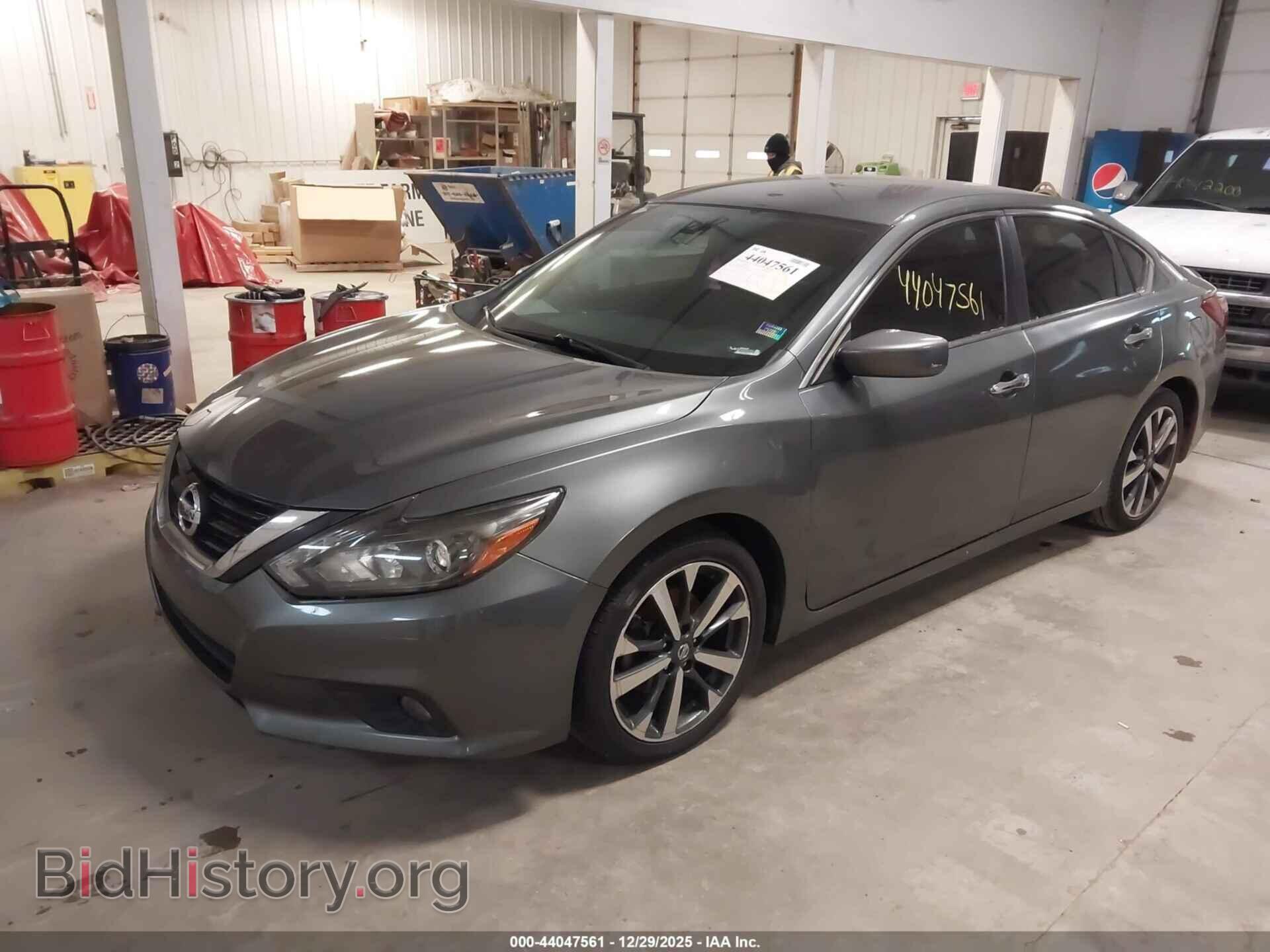 2017 NISSAN ALTIMA - VIN: 1N4BL3APXHC193612 - Фото 2