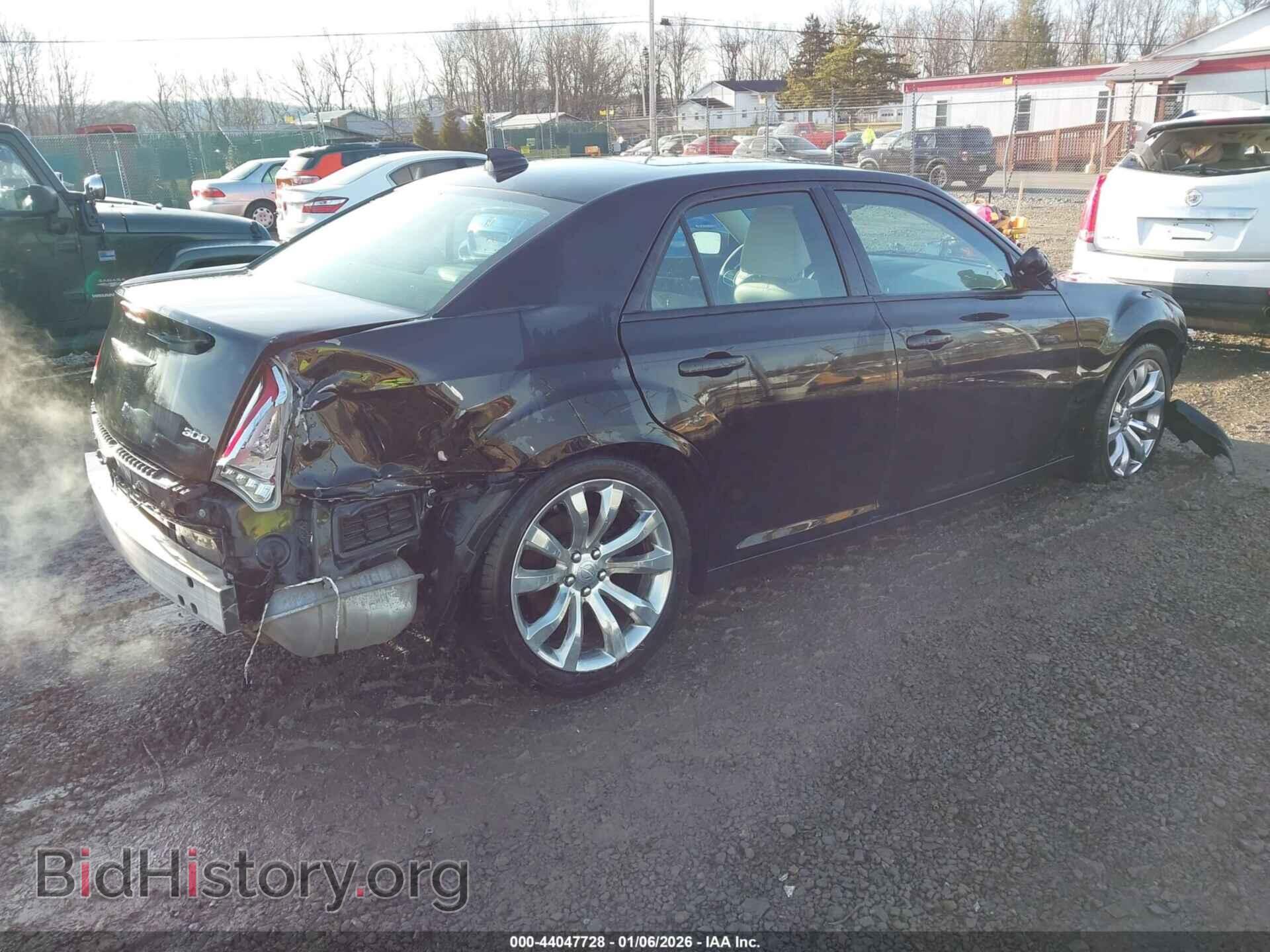 2017 CHRYSLER 300 - VIN: 2C3CCAAG7HH582504 - Фото 4