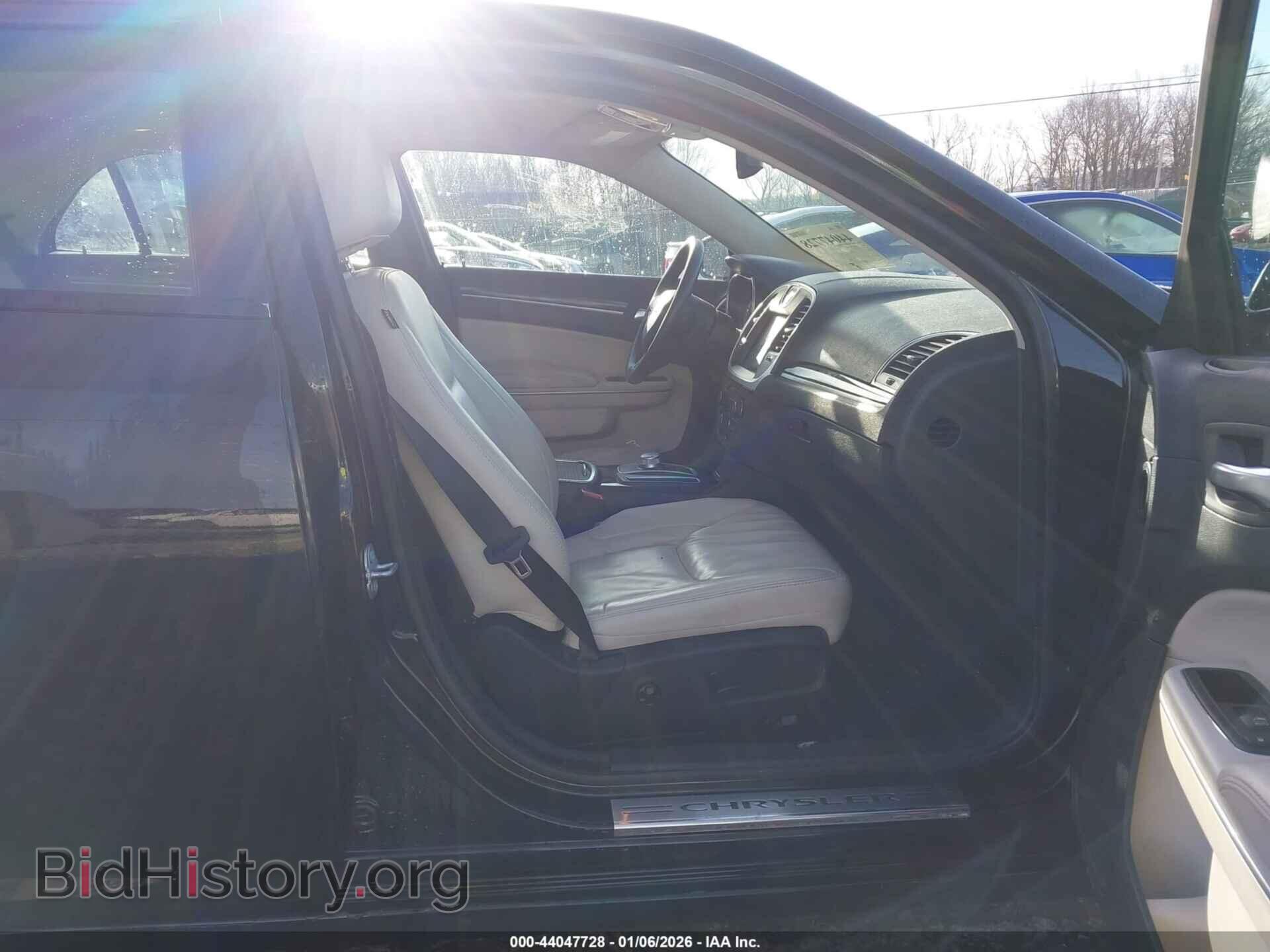 2017 CHRYSLER 300 - VIN: 2C3CCAAG7HH582504 - Фото 5