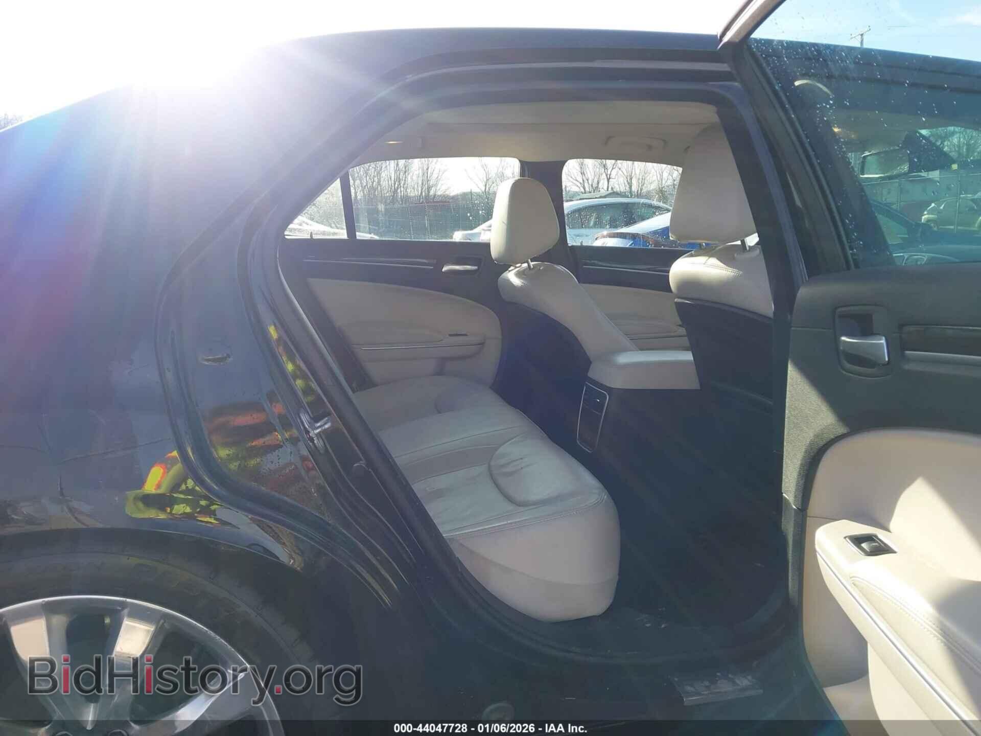 2017 CHRYSLER 300 - VIN: 2C3CCAAG7HH582504 - Фото 8