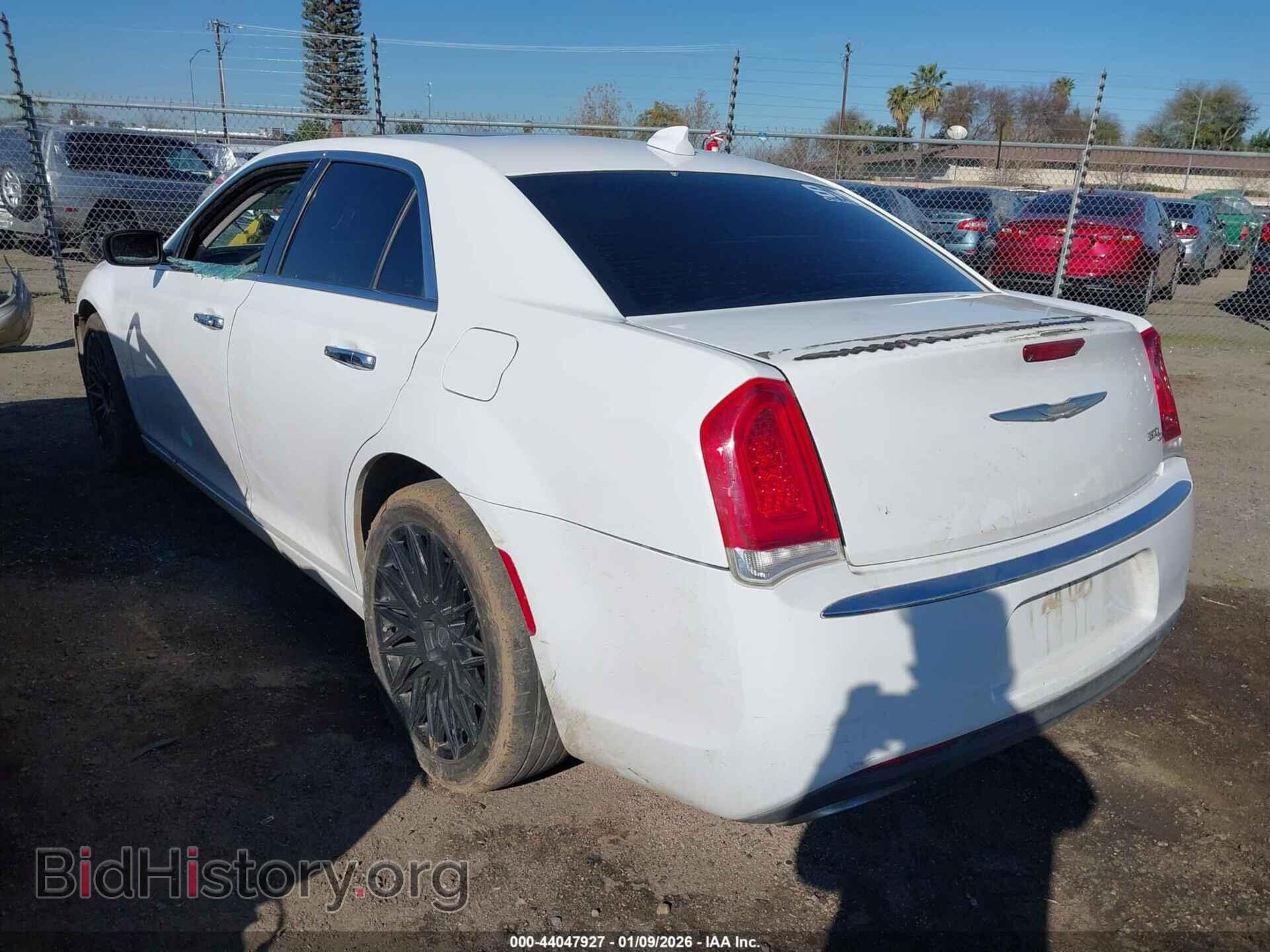 2016 CHRYSLER 300C - VIN: 2C3CCAEG5GH320490 - Фото 3