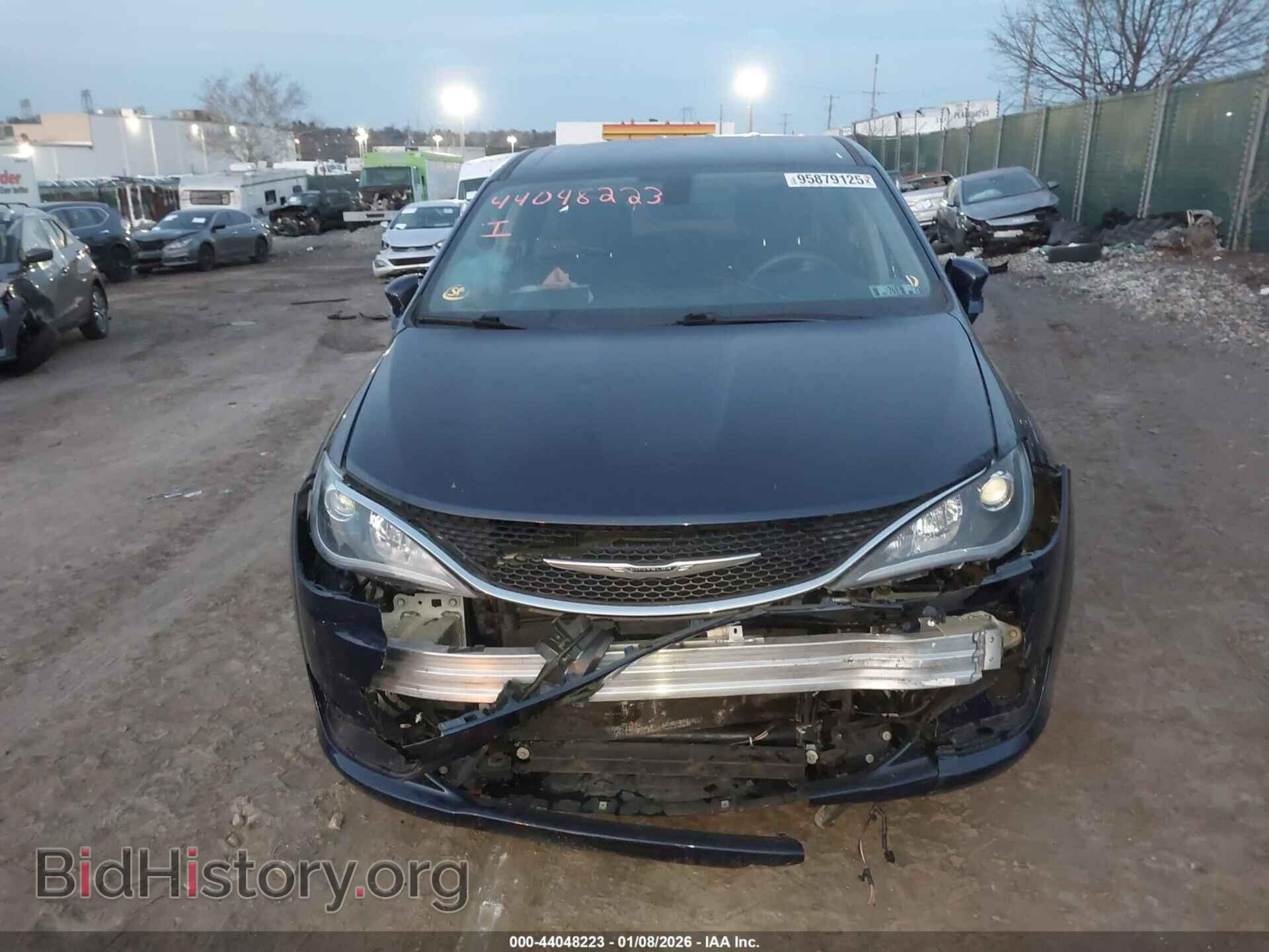 2018 CHRYSLER PACIFICA - VIN: 2C4RC1FG1JR104013 - Photo 11