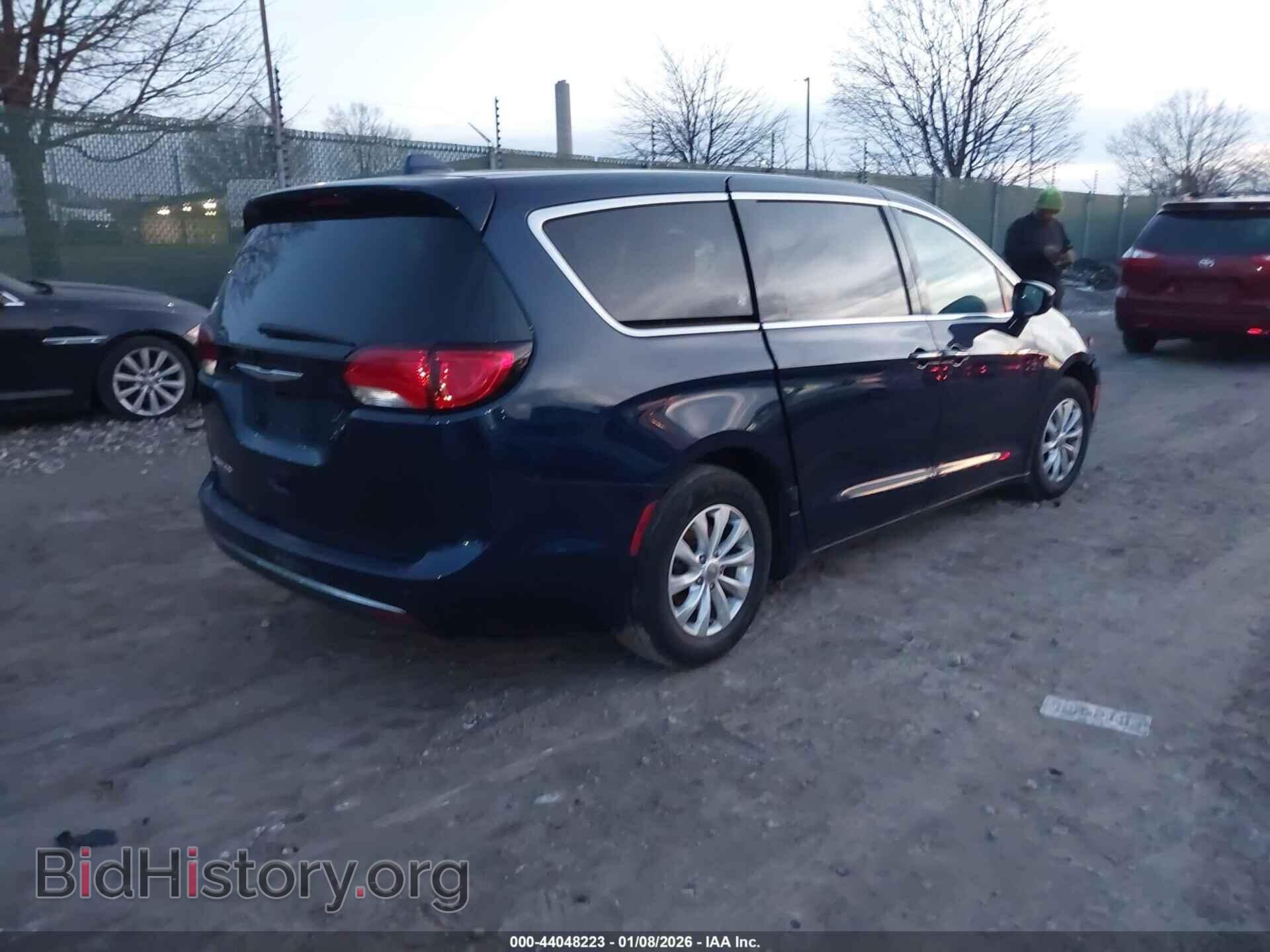2018 CHRYSLER PACIFICA - VIN: 2C4RC1FG1JR104013 - Photo 4