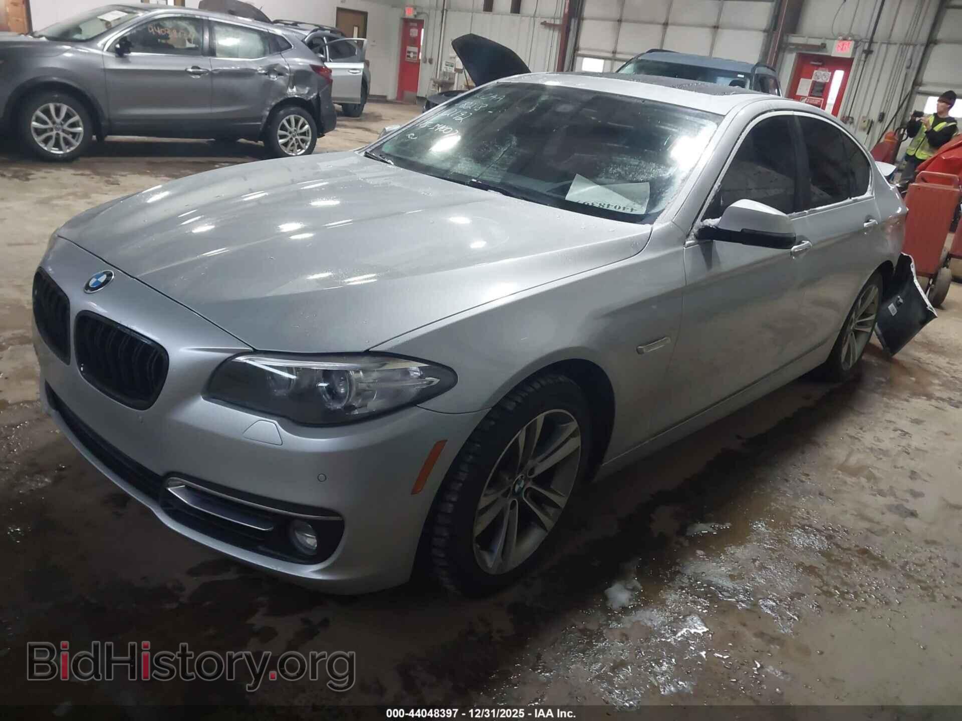 2016 BMW 528I - VIN: WBA5A7C56GG148218 - Фото 2