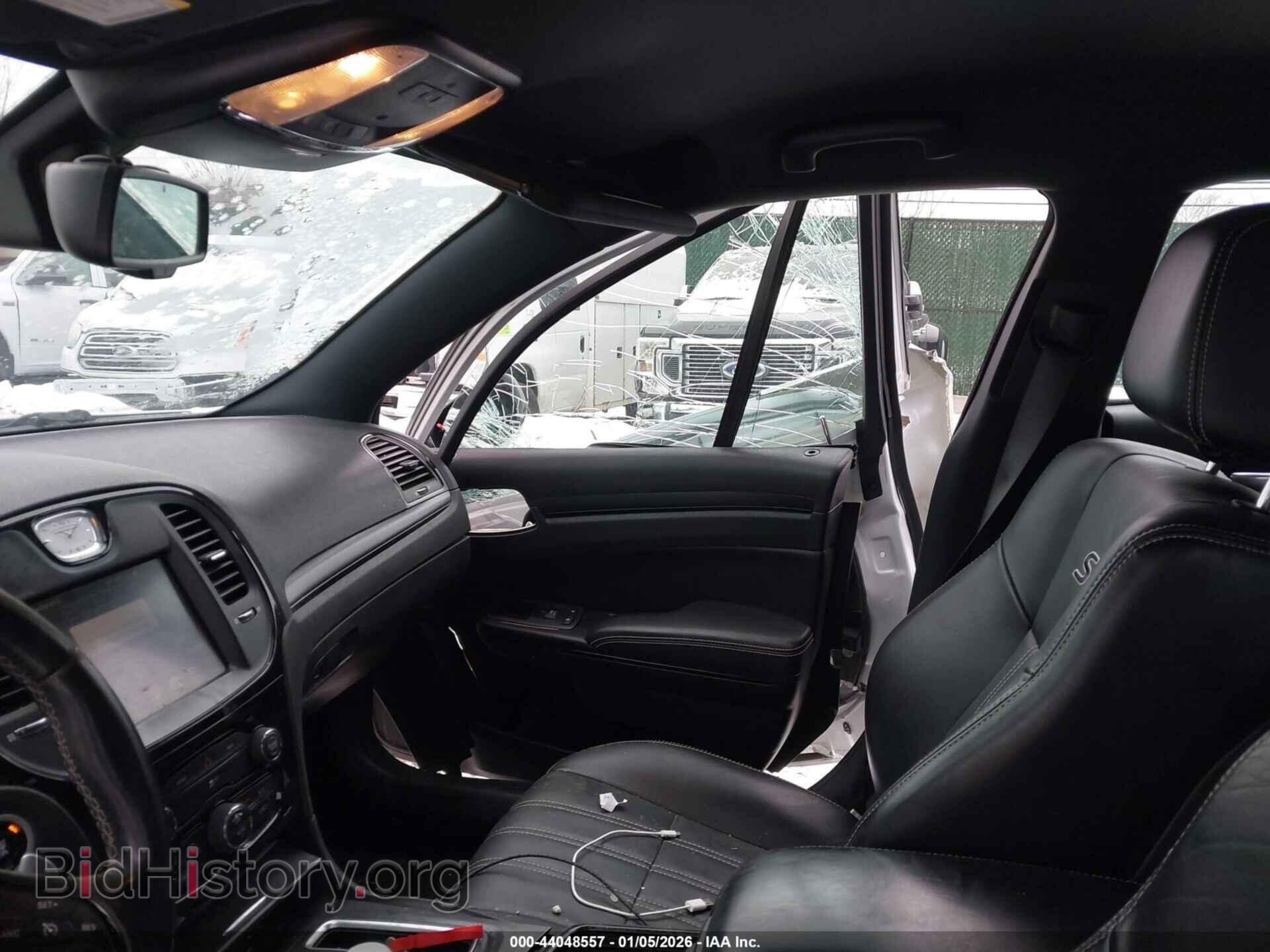 2015 CHRYSLER 300 - VIN: 2C3CCAGG4FH838375 - Фото 5