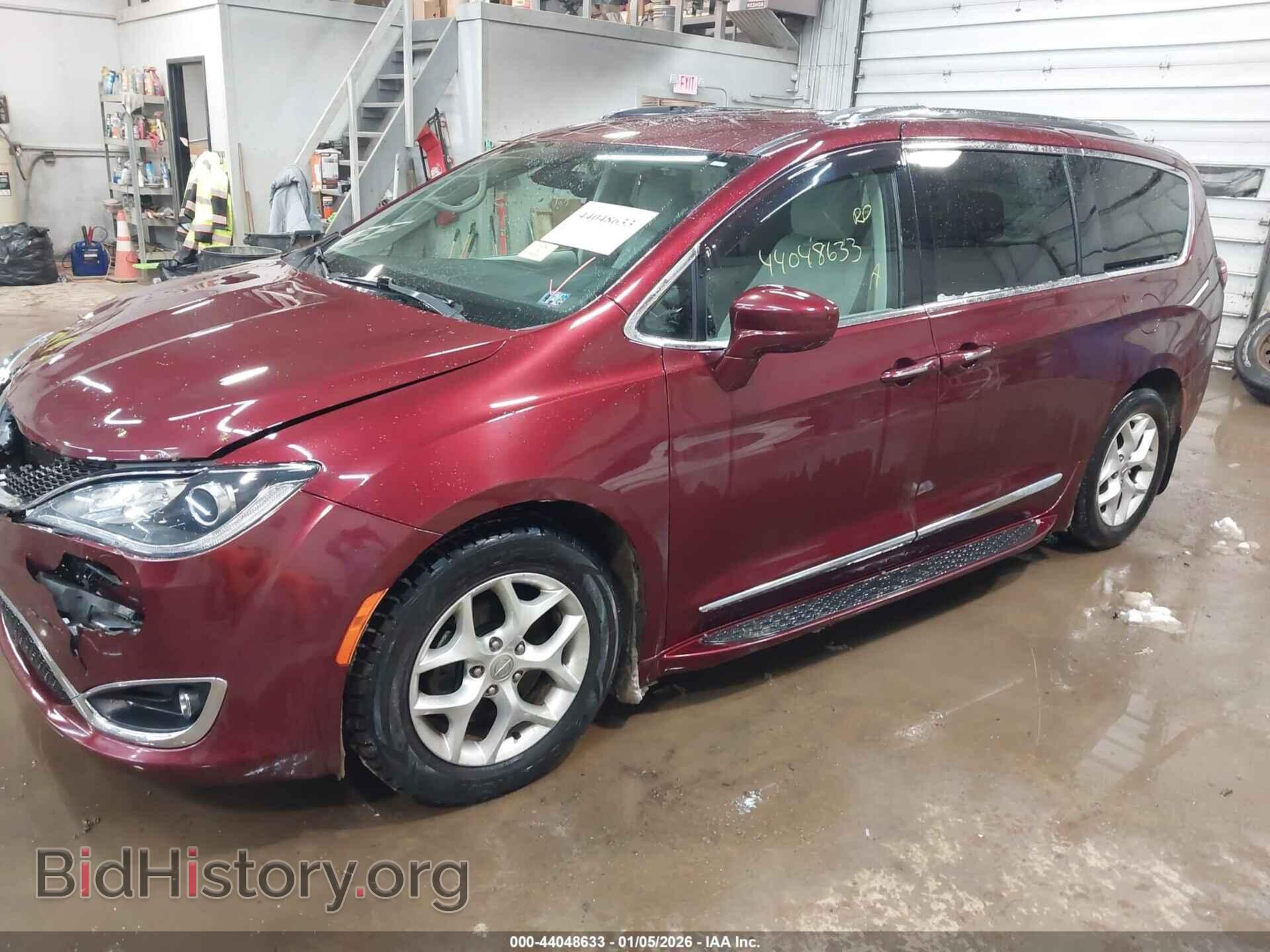 2017 CHRYSLER PACIFICA - VIN: 2C4RC1EG4HR743935 - Фото 2