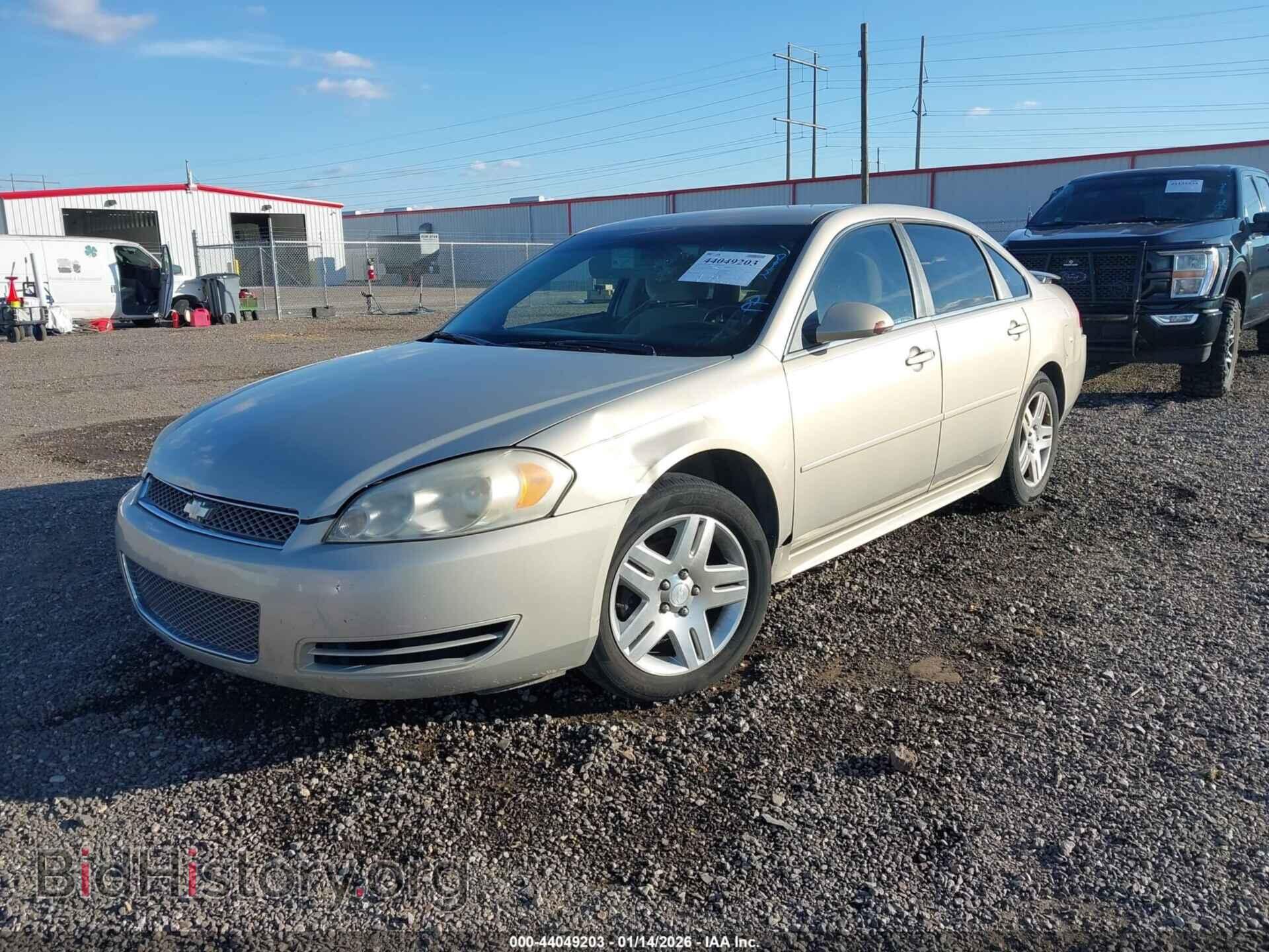 2012 CHEVROLET IMPALA - VIN: 2G1WB5E39C1243165 - Фото 2