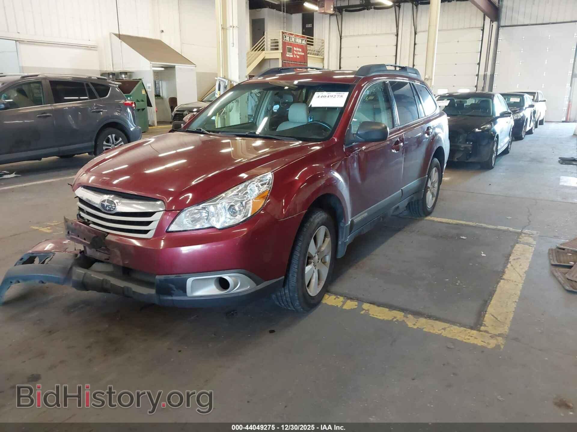 2011 SUBARU OUTBACK - VIN: 4S4BRBCC2B3359945 - Фото 2