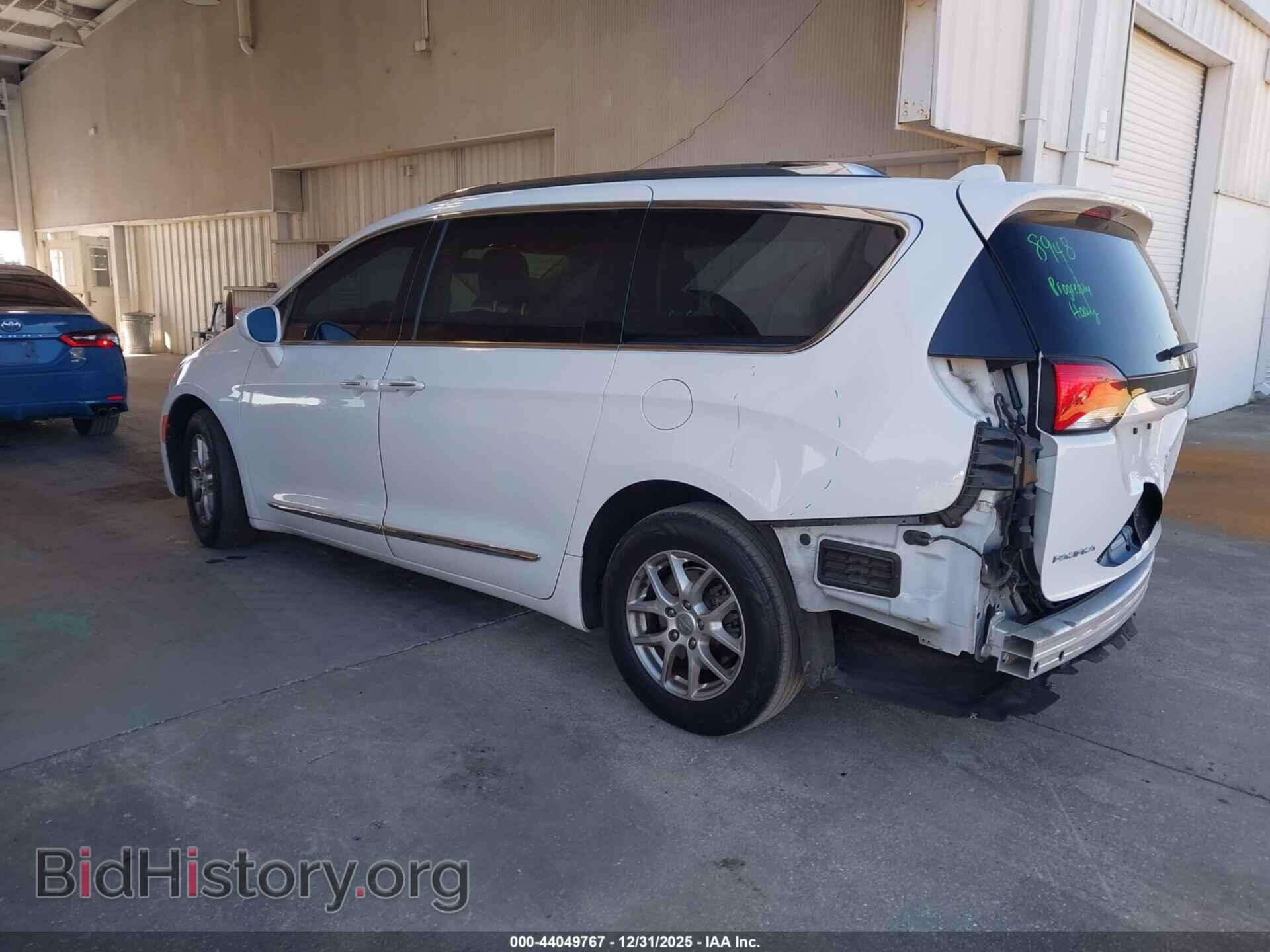 2020 CHRYSLER PACIFICA - VIN: 2C4RC1BG7LR114635 - Фото 3
