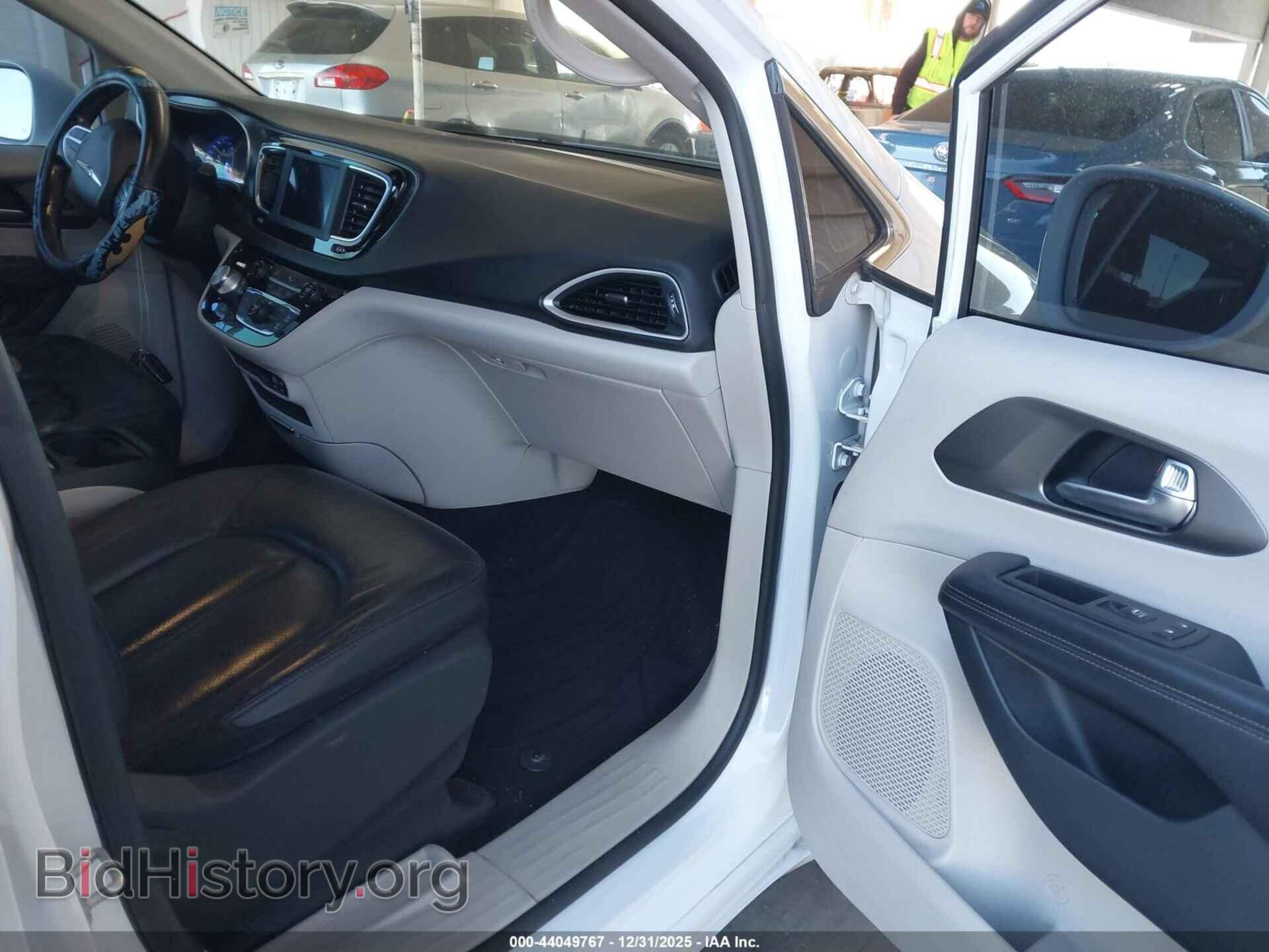 2020 CHRYSLER PACIFICA - VIN: 2C4RC1BG7LR114635 - Фото 5