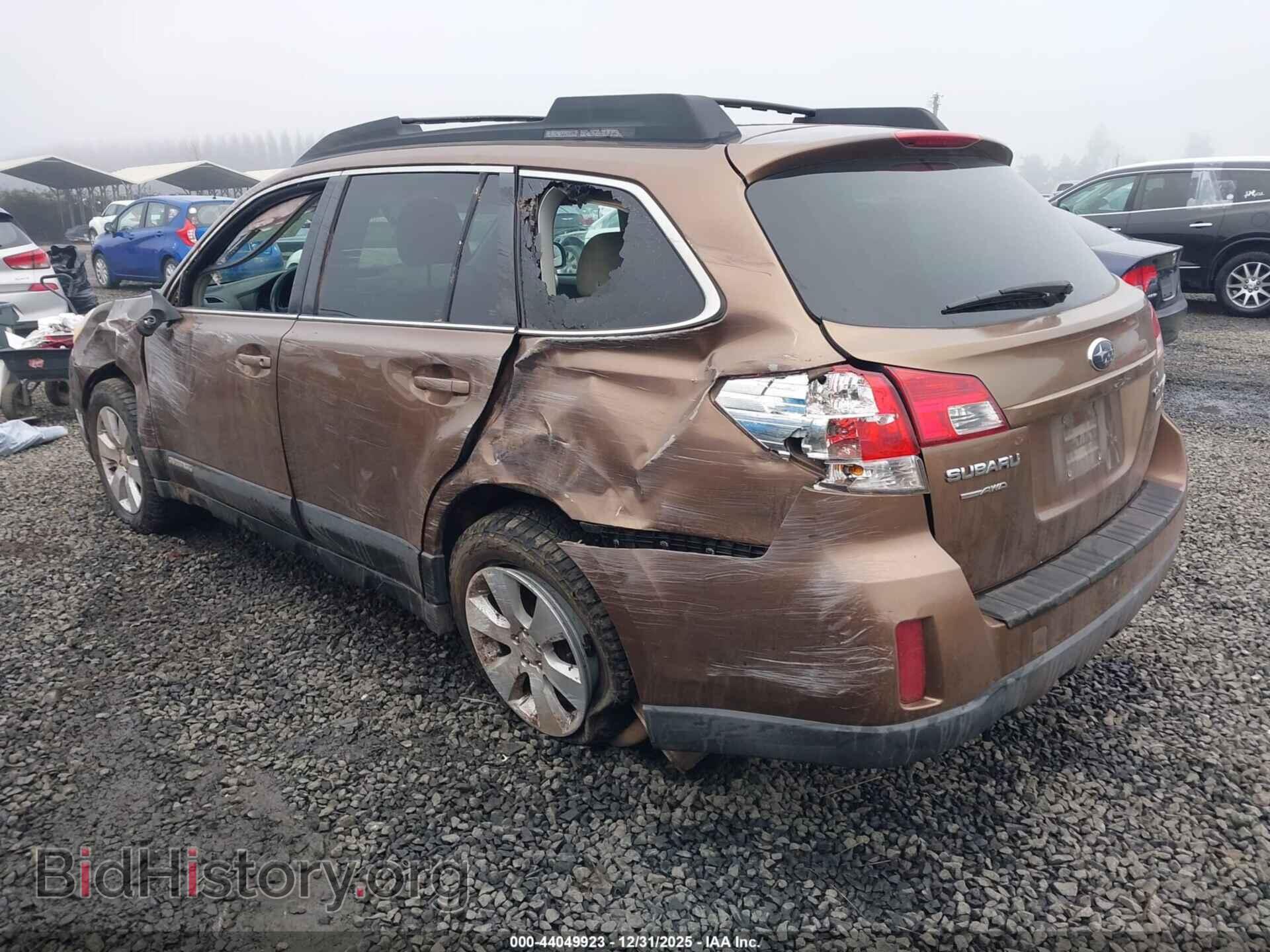 2011 SUBARU OUTBACK - VIN: 4S4BRBCC5B3438686 - Фото 3