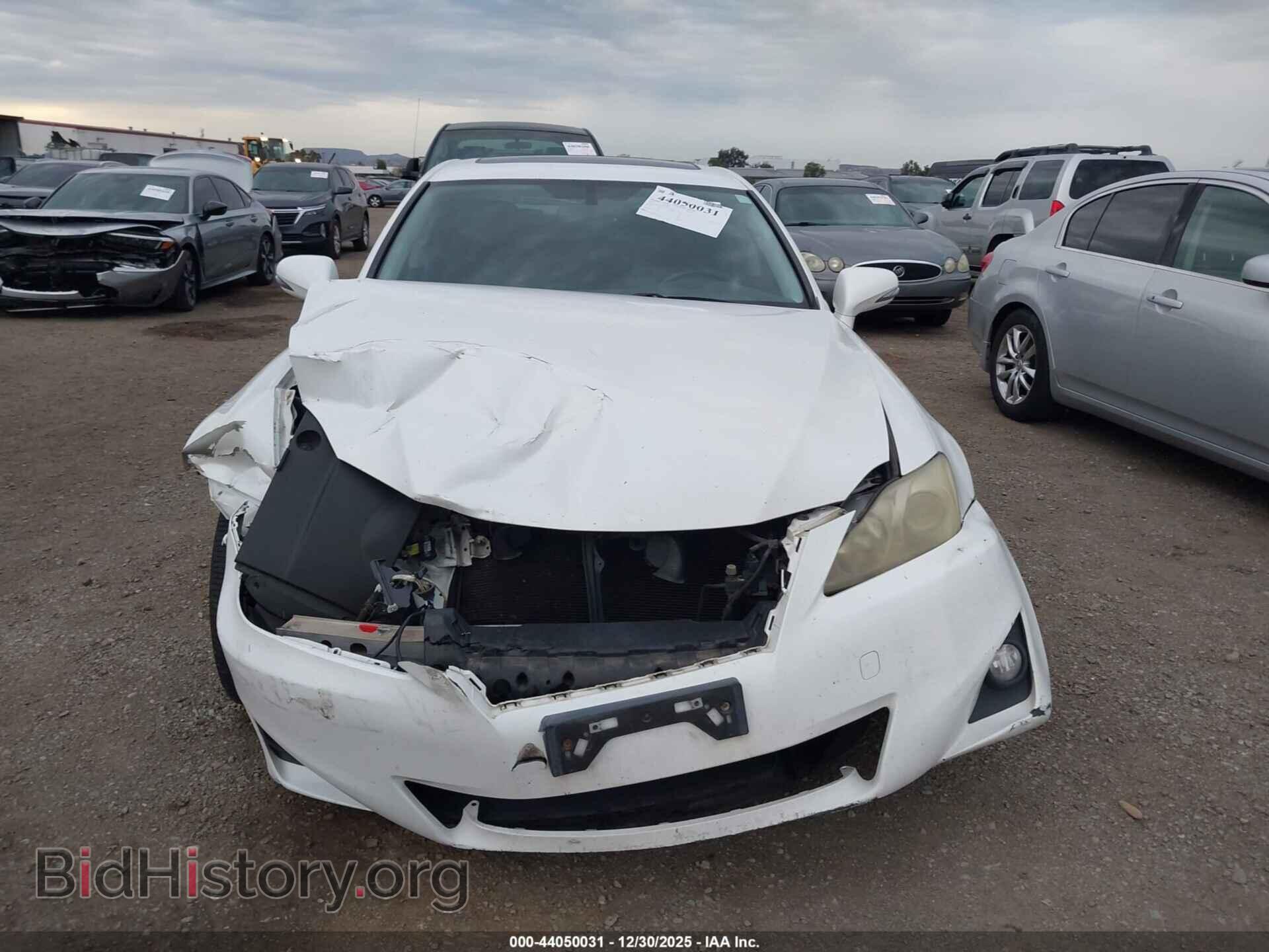 2011 LEXUS IS 250 - VIN: JTHBF5C25B5136078 - Photo 12