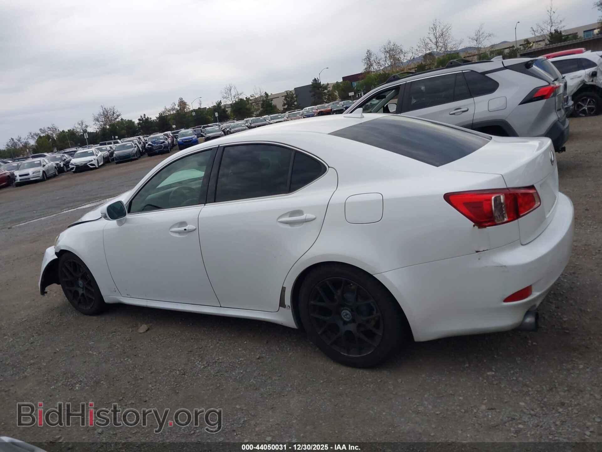 2011 LEXUS IS 250 - VIN: JTHBF5C25B5136078 - Photo 14