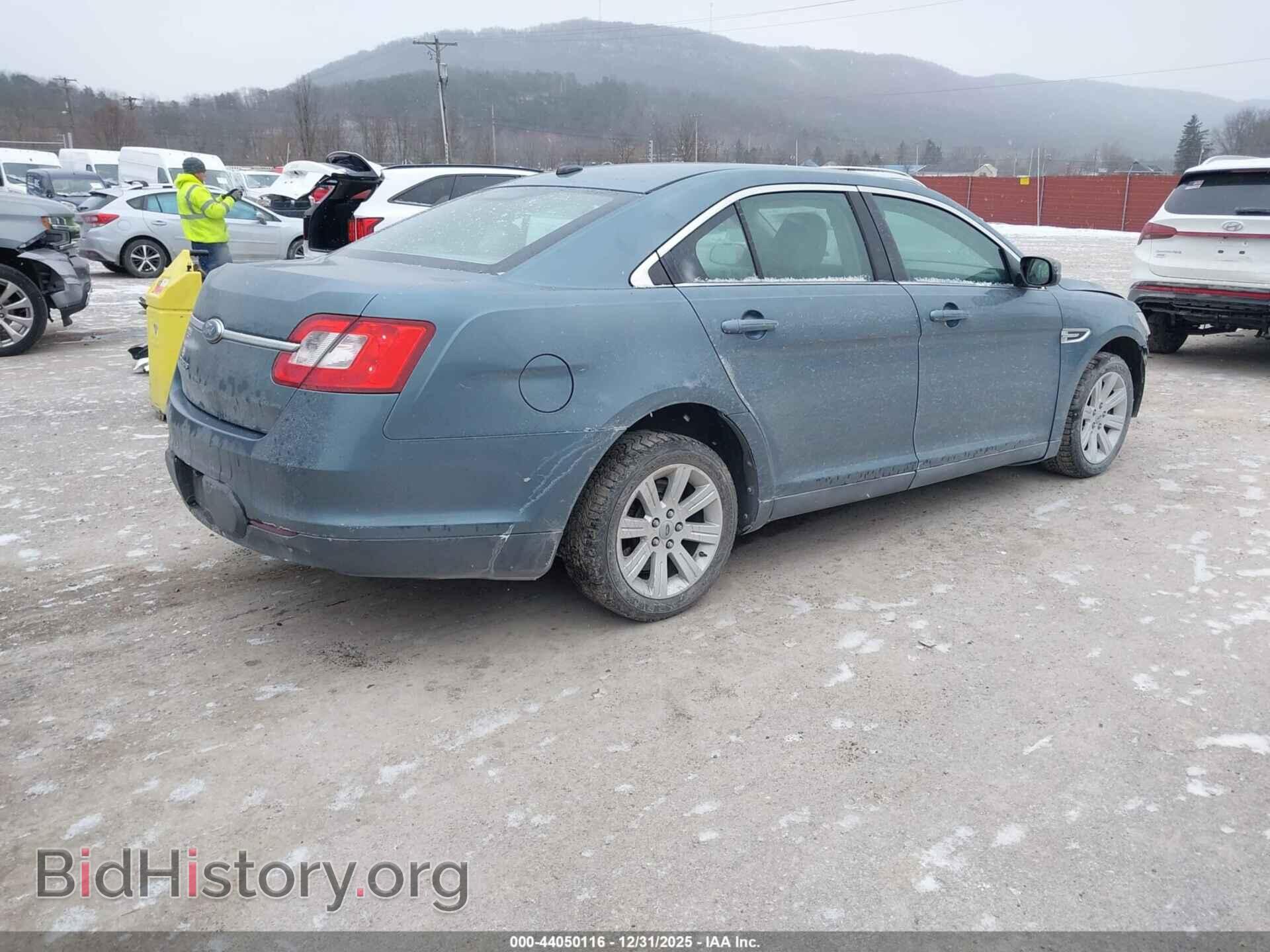 2010 FORD TAURUS - VIN: 1FAHP2DW1AG133602 - Фото 4