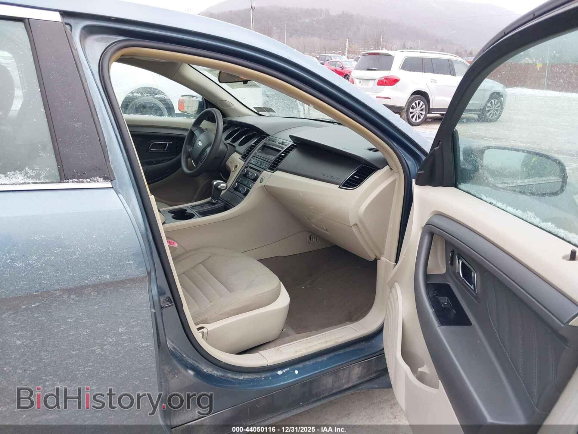 2010 FORD TAURUS - VIN: 1FAHP2DW1AG133602 - Фото 5
