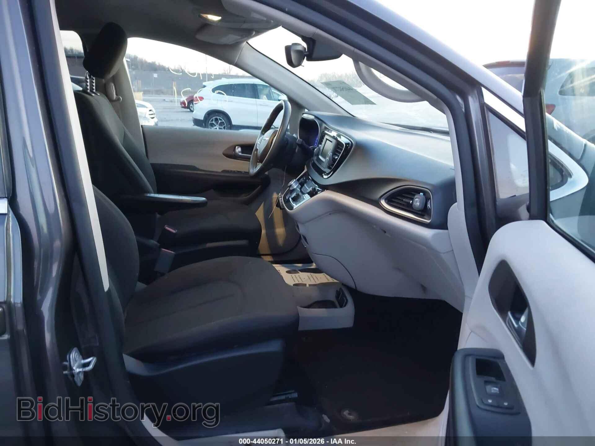 2017 CHRYSLER PACIFICA - VIN: 2C4RC1DG2HR517197 - Фото 5