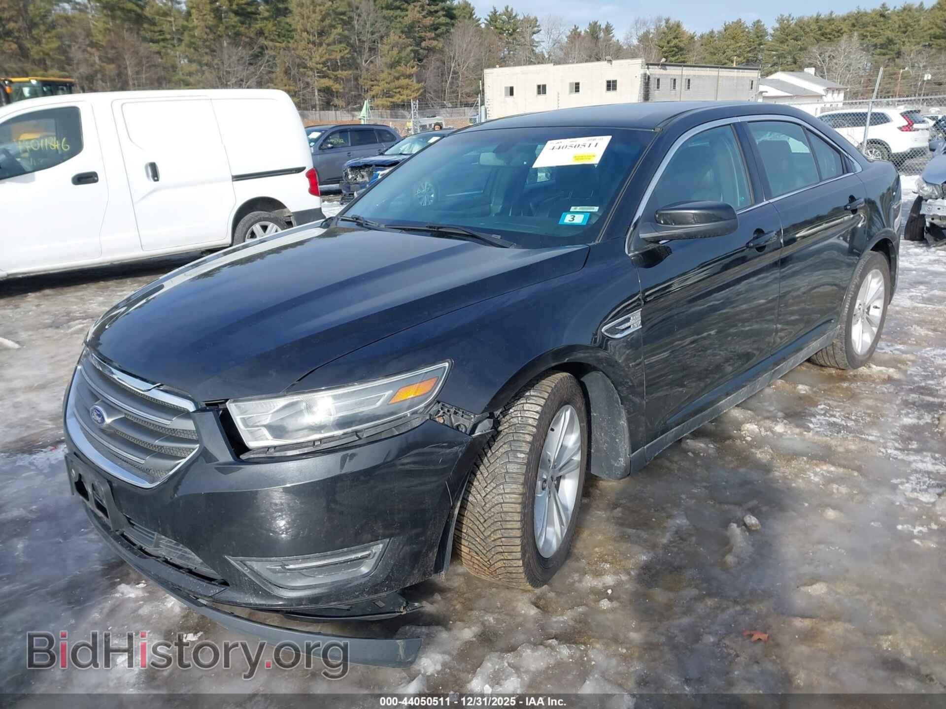 2015 FORD TAURUS - VIN: 1FAHP2H82FG112311 - Фото 2