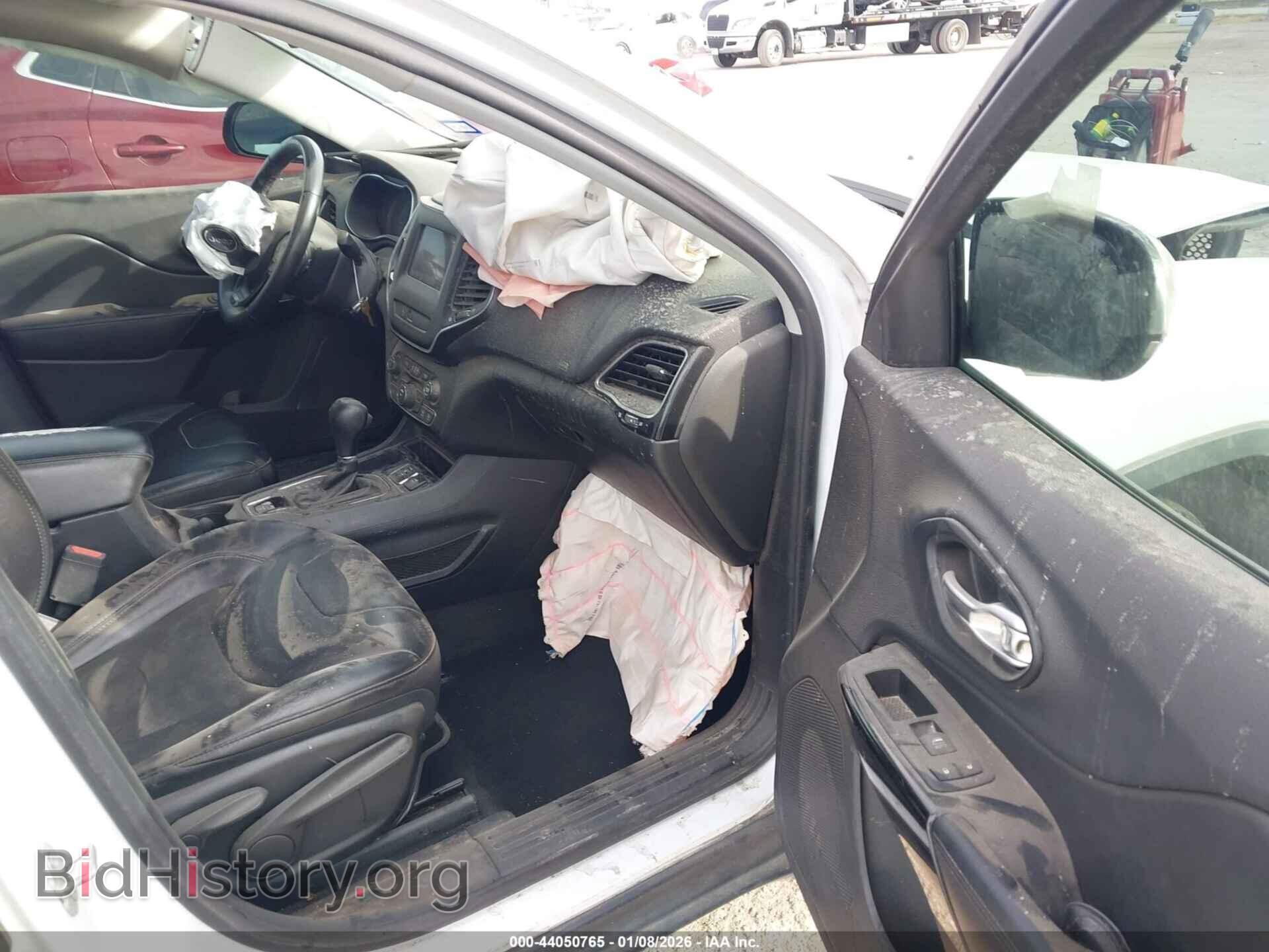 2019 JEEP CHEROKEE - VIN: 1C4PJLLB7KD286127 - Фото 5