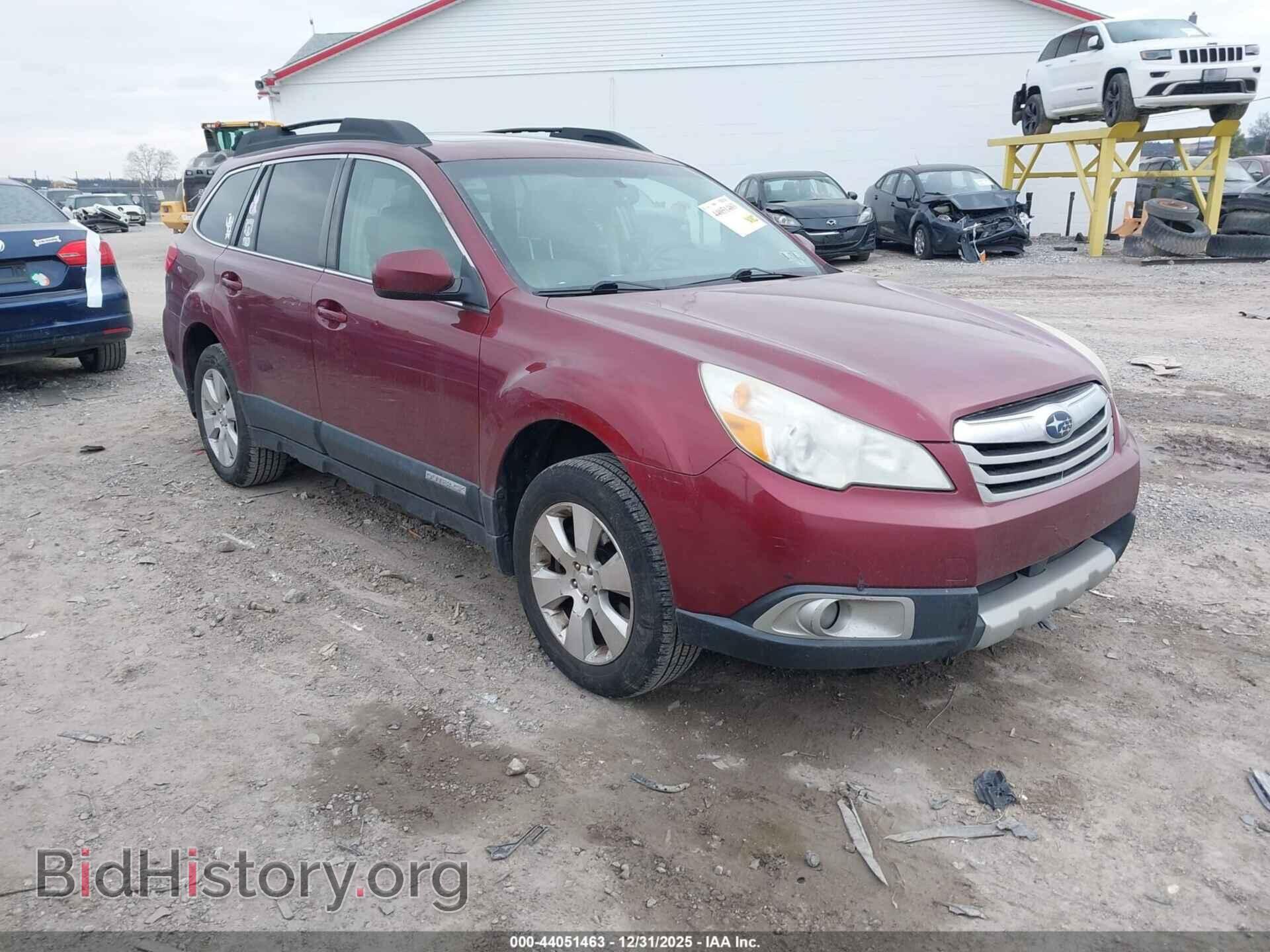 Photo 4S4BRDLC2B2388640 - SUBARU OUTBACK 2011