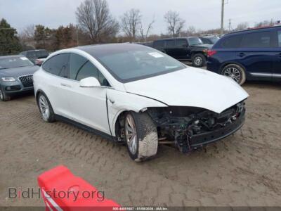 2017 Tesla MODEL X 100d/75d/90d, white — VIN 5YJXCDE27HF072494, IAAI