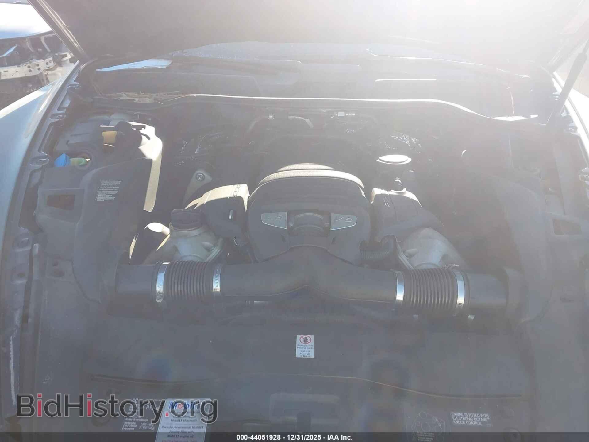 2011 PORSCHE CAYENNE - VIN: WP1AB2A21BLA44986 - Фото 10